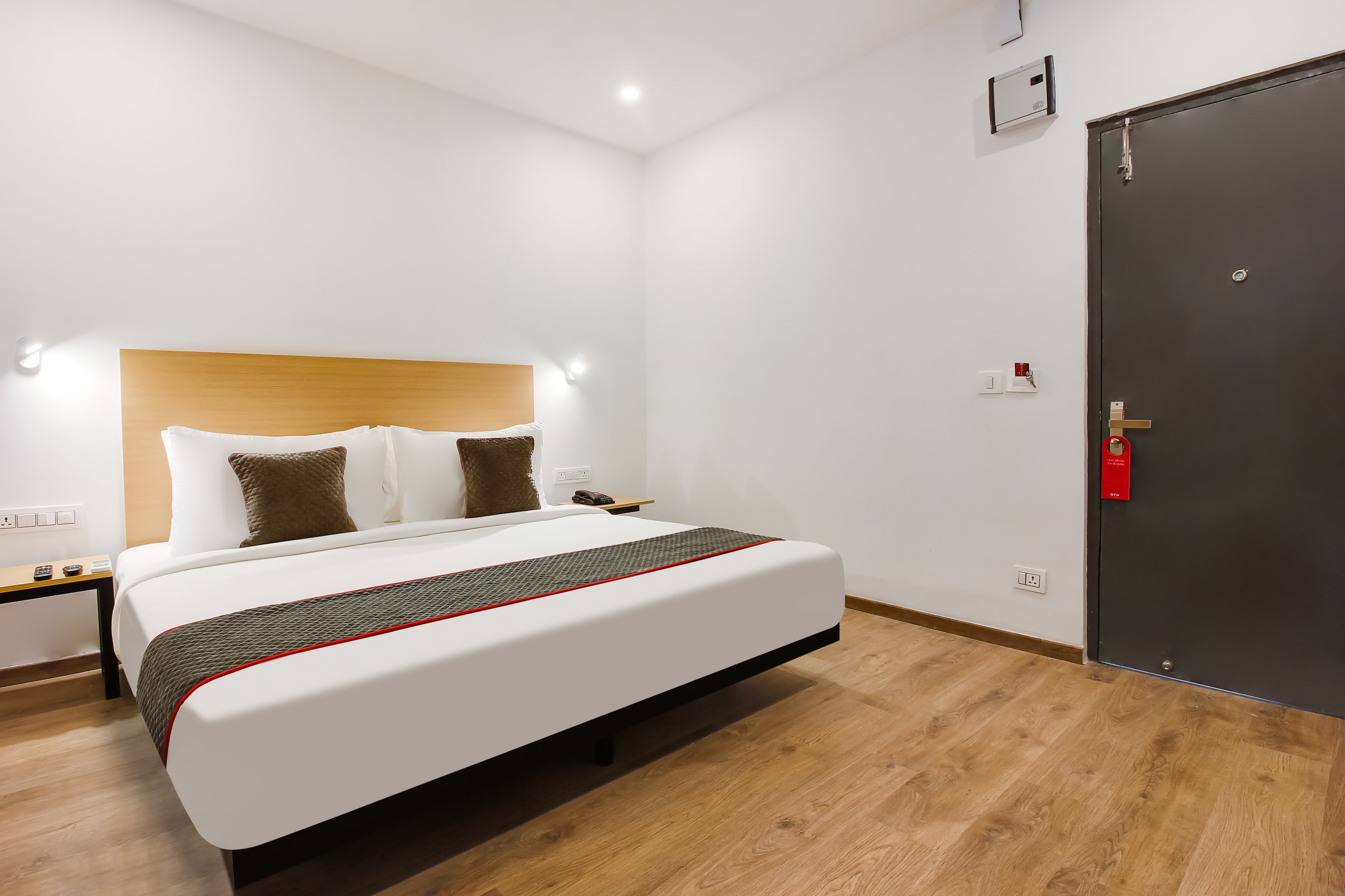 OYO Townhouse 164 ESI Hospital, Hyderabad 5