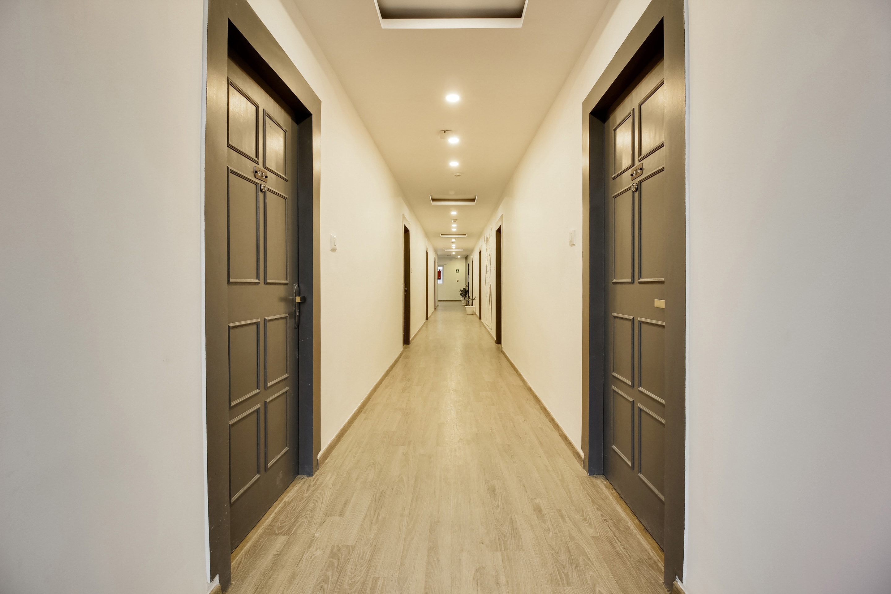 OYO Townhouse 359 Begumpet, Hyderabad 5