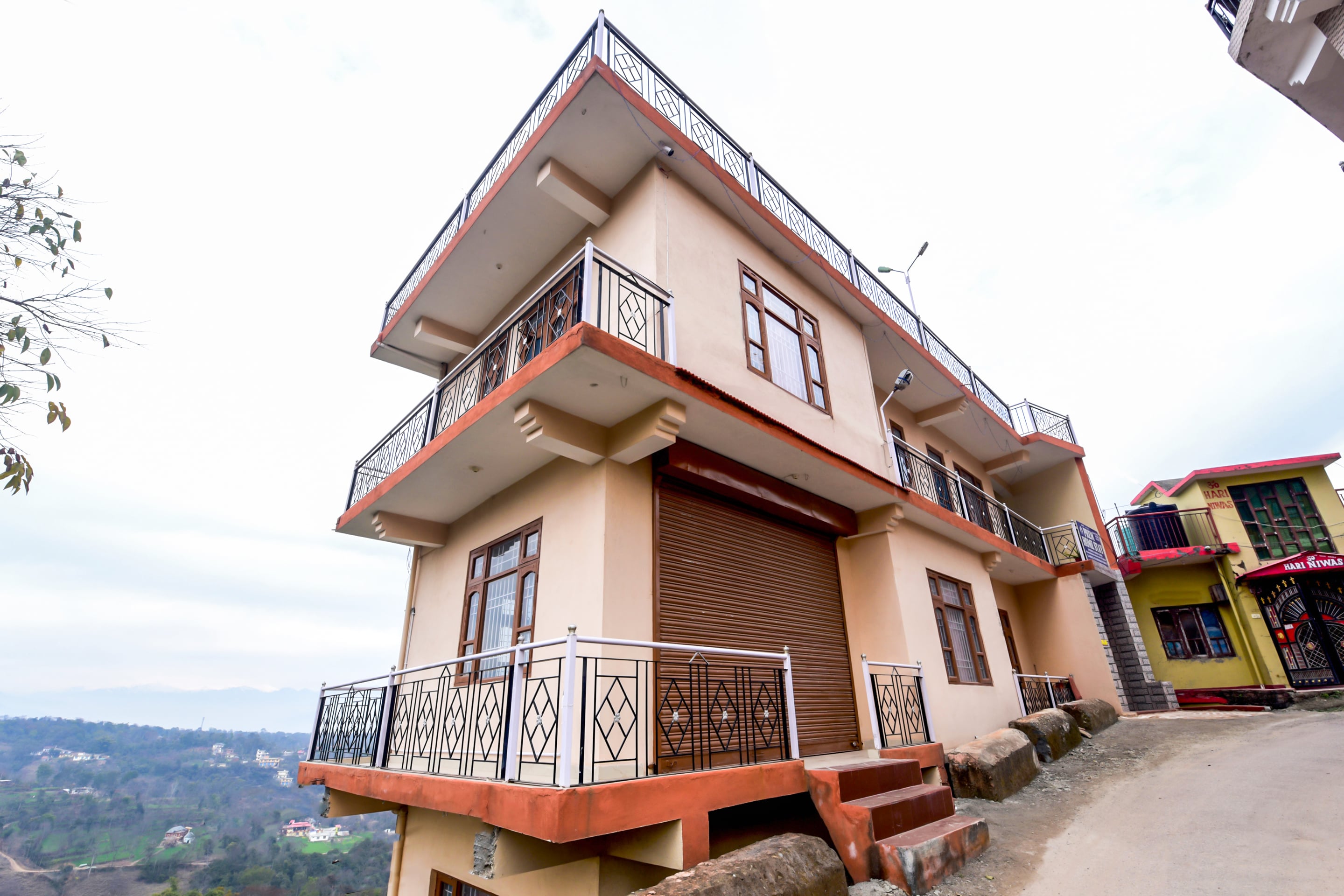 OYO 26842 Prem Homestay Cottage, Mandi 4