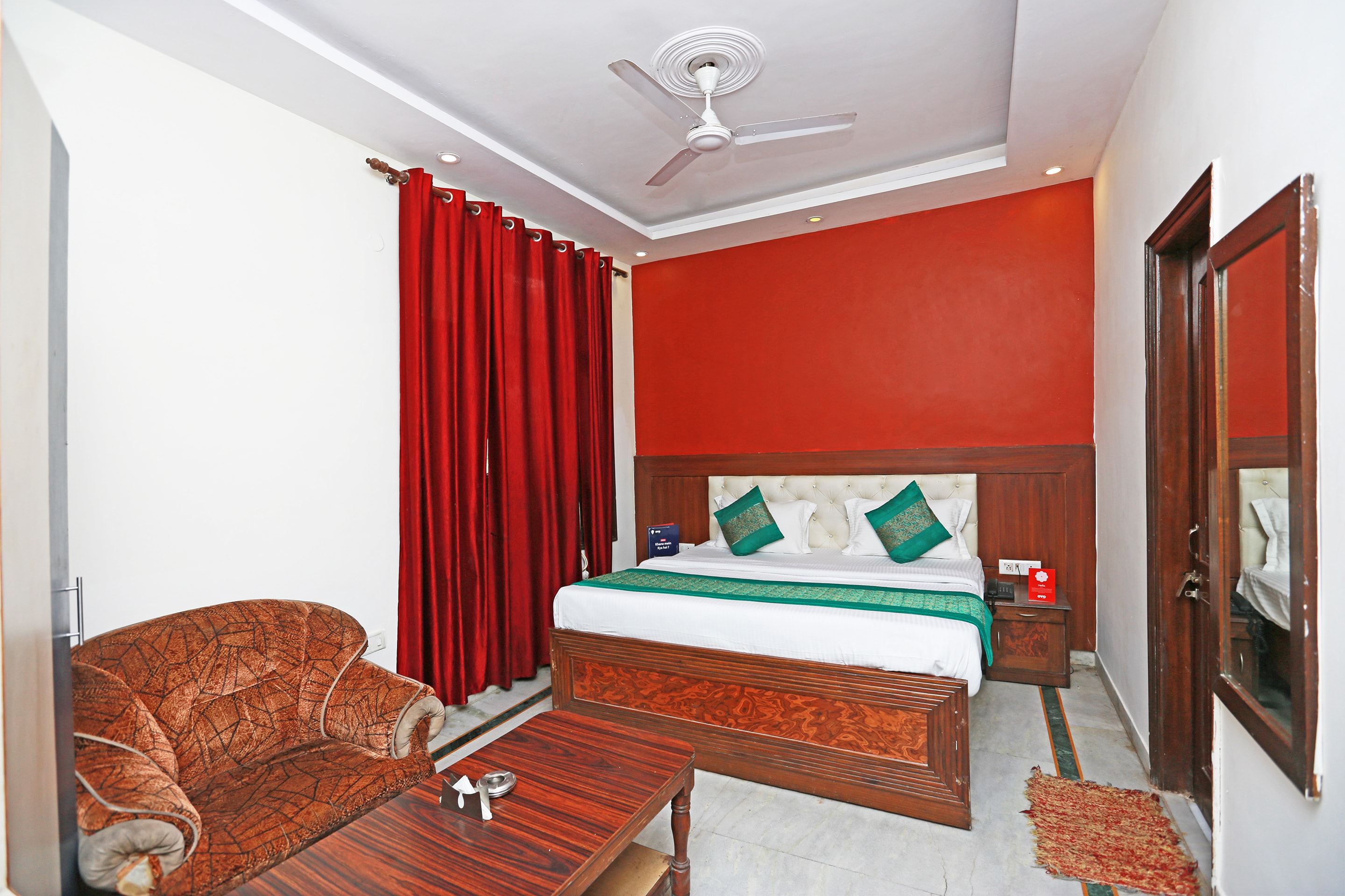 OYO 11559 Lakshay Residency, Gurgaon 4