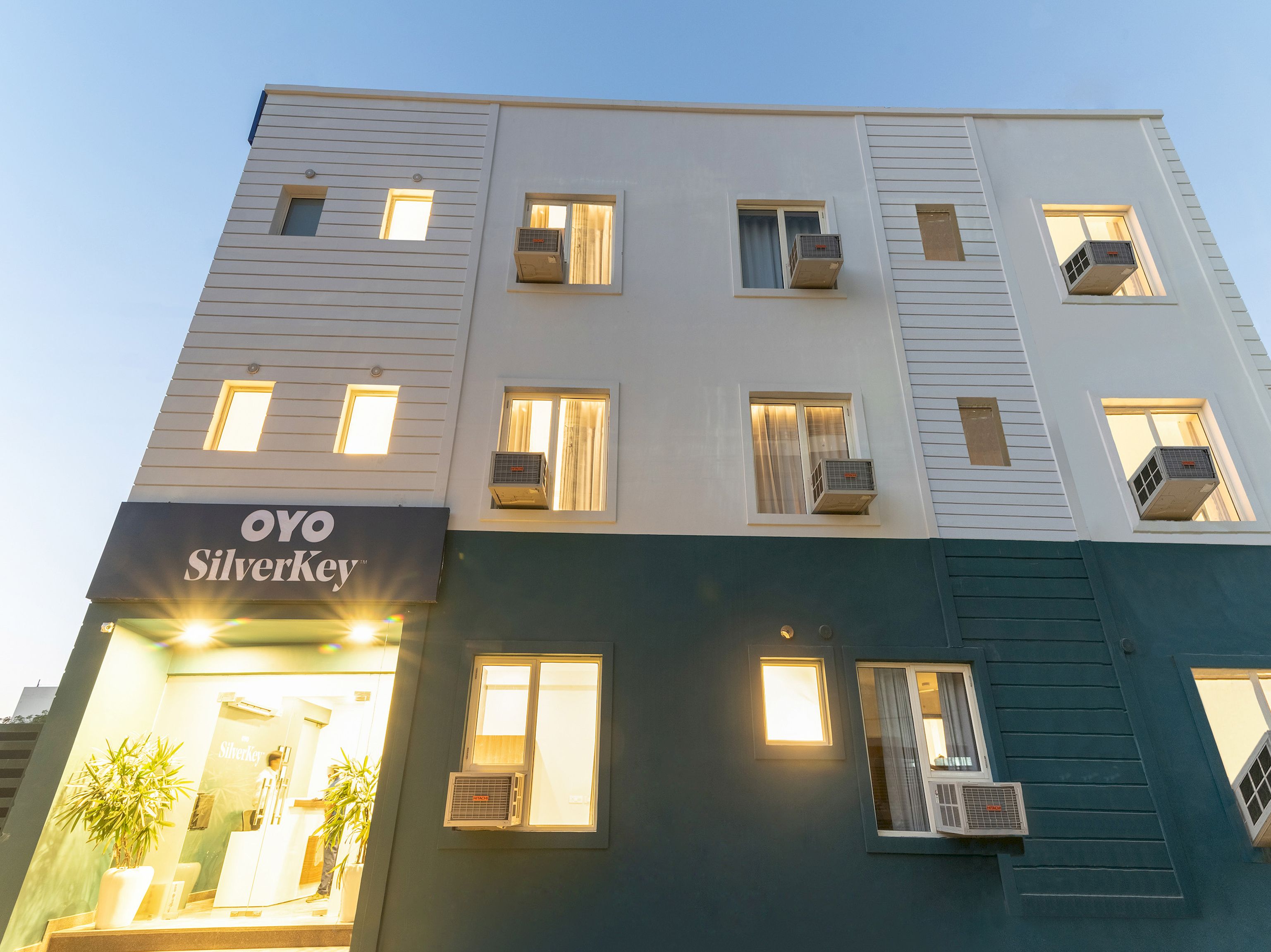 SilverKey Executive Stays 19650 Huda Star Mall, Gurgaon 5
