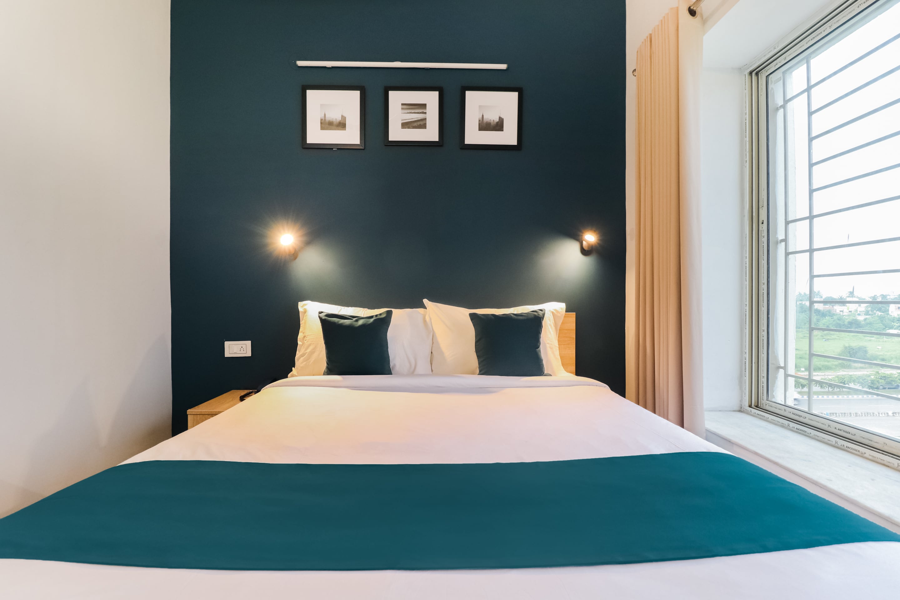 Silverkey Executive Stays 36128 Akankha, Kolkata 5