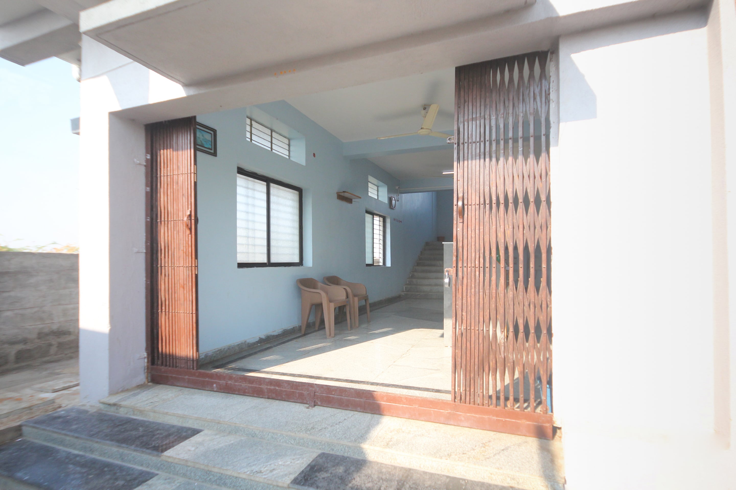 SPOT ON 39385 Venkatesh Palace, Gulbarga 3