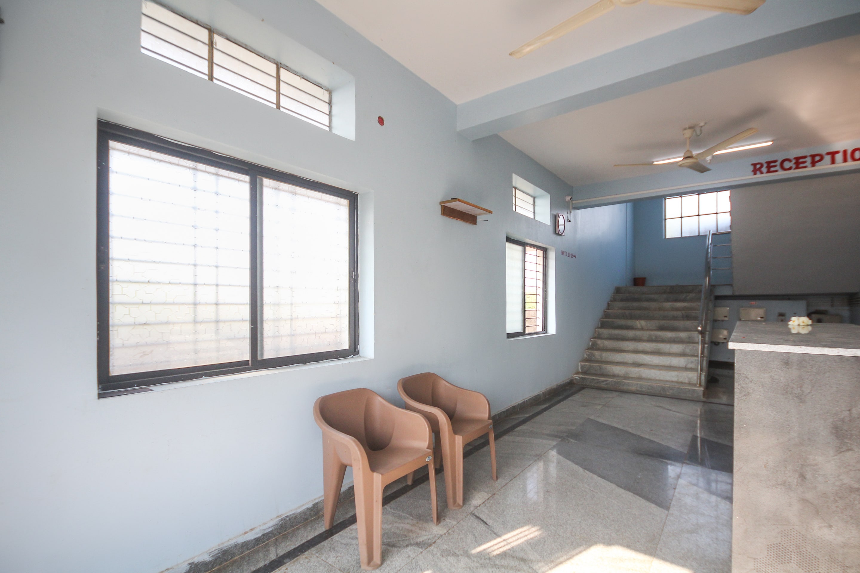 SPOT ON 39385 Venkatesh Palace, Gulbarga 4