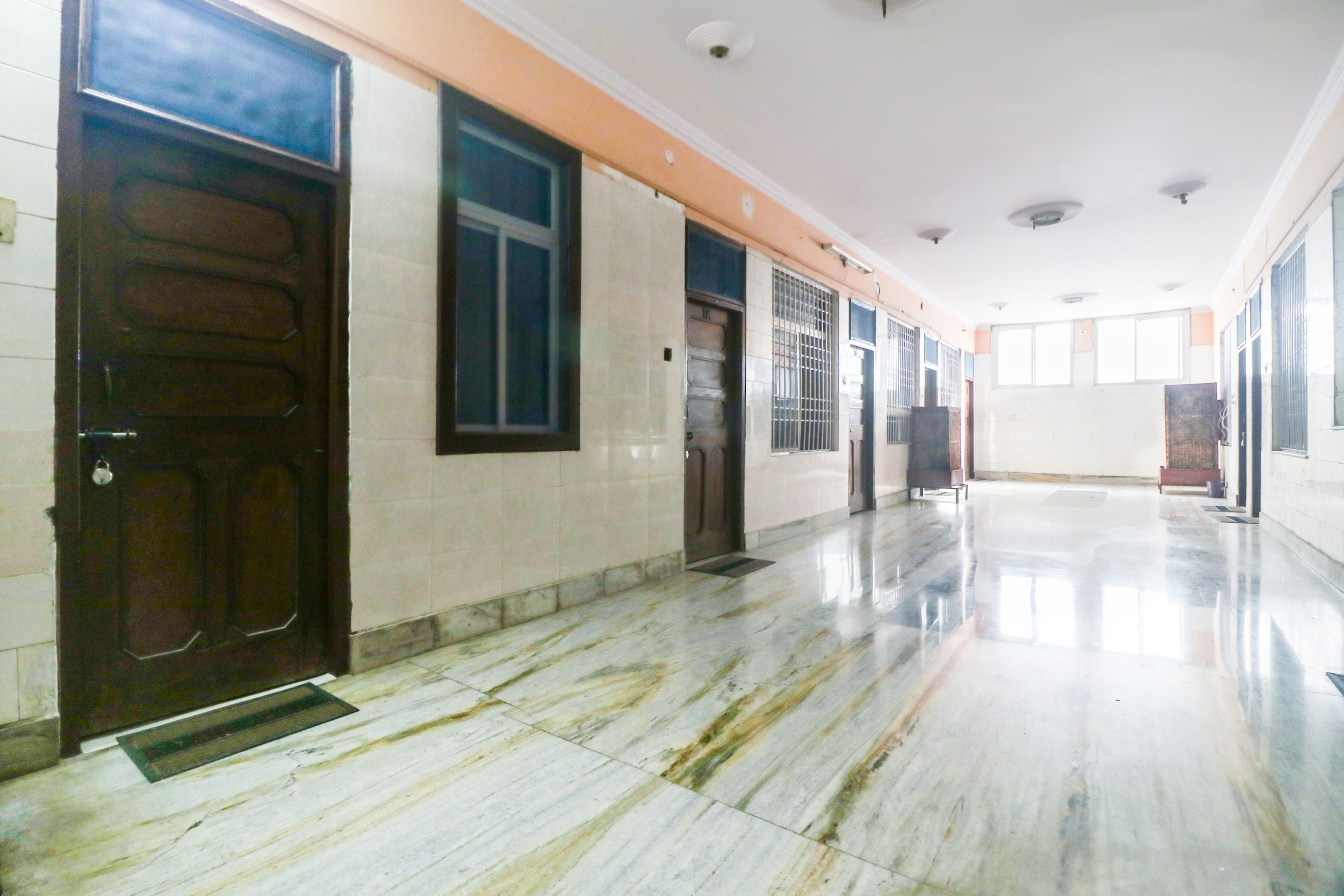 SPOT ON 43285 Hotel Anand Bhawan, Aligarh 5