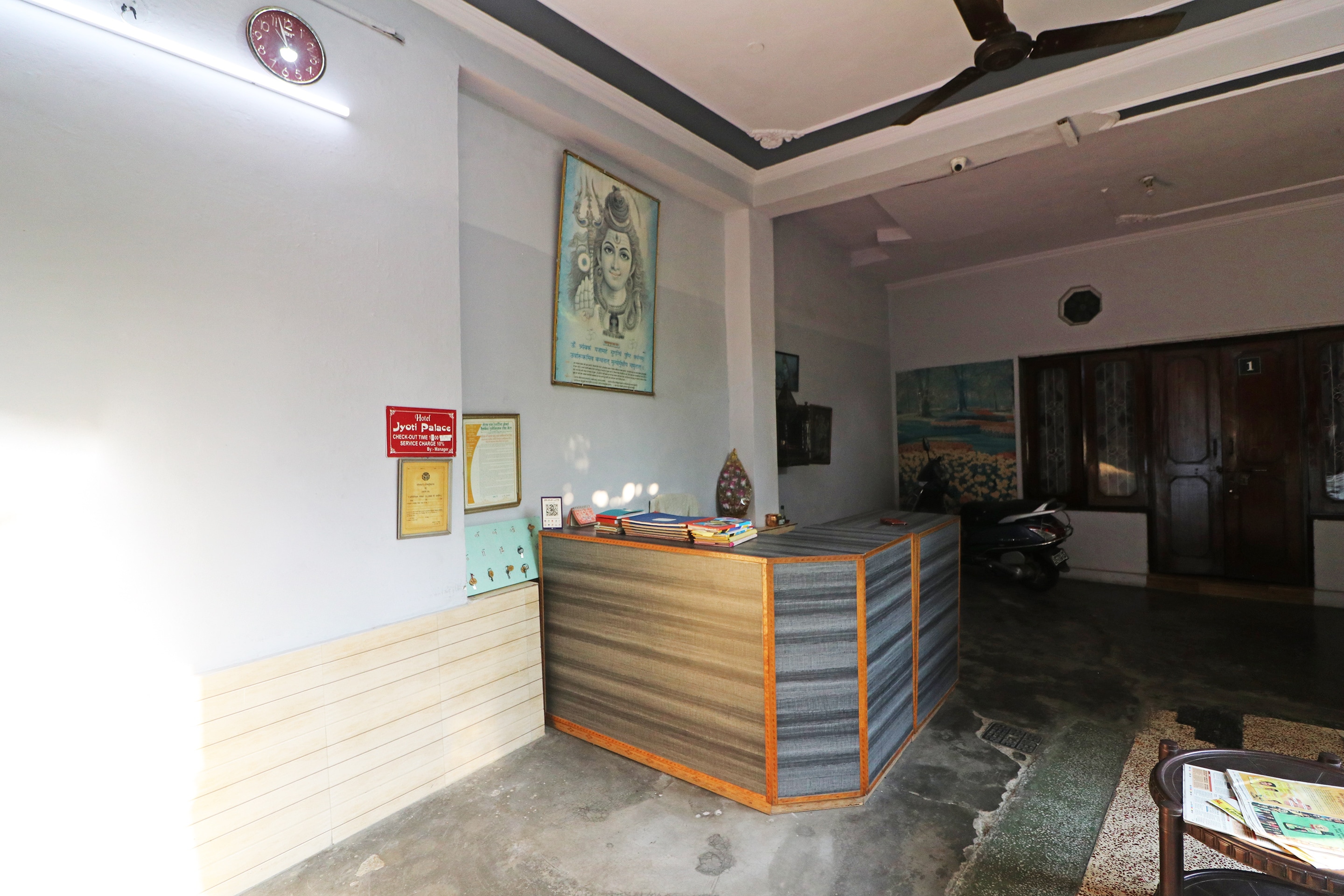 SPOT ON 44600 Jyoti Palace, Meerut 2