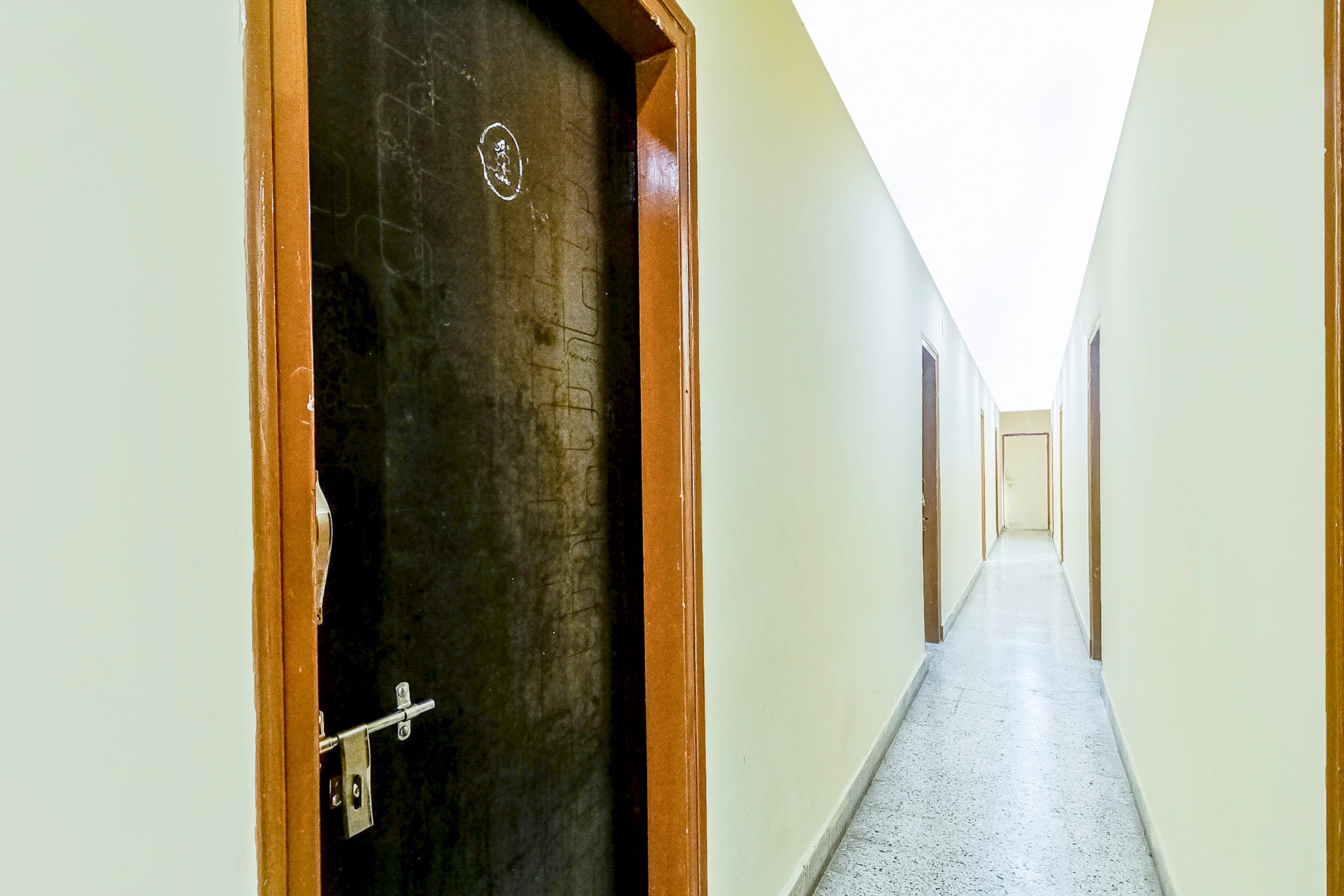 SPOT ON 45283 New Ushakal Lodging & Boarding, Mumbai 5