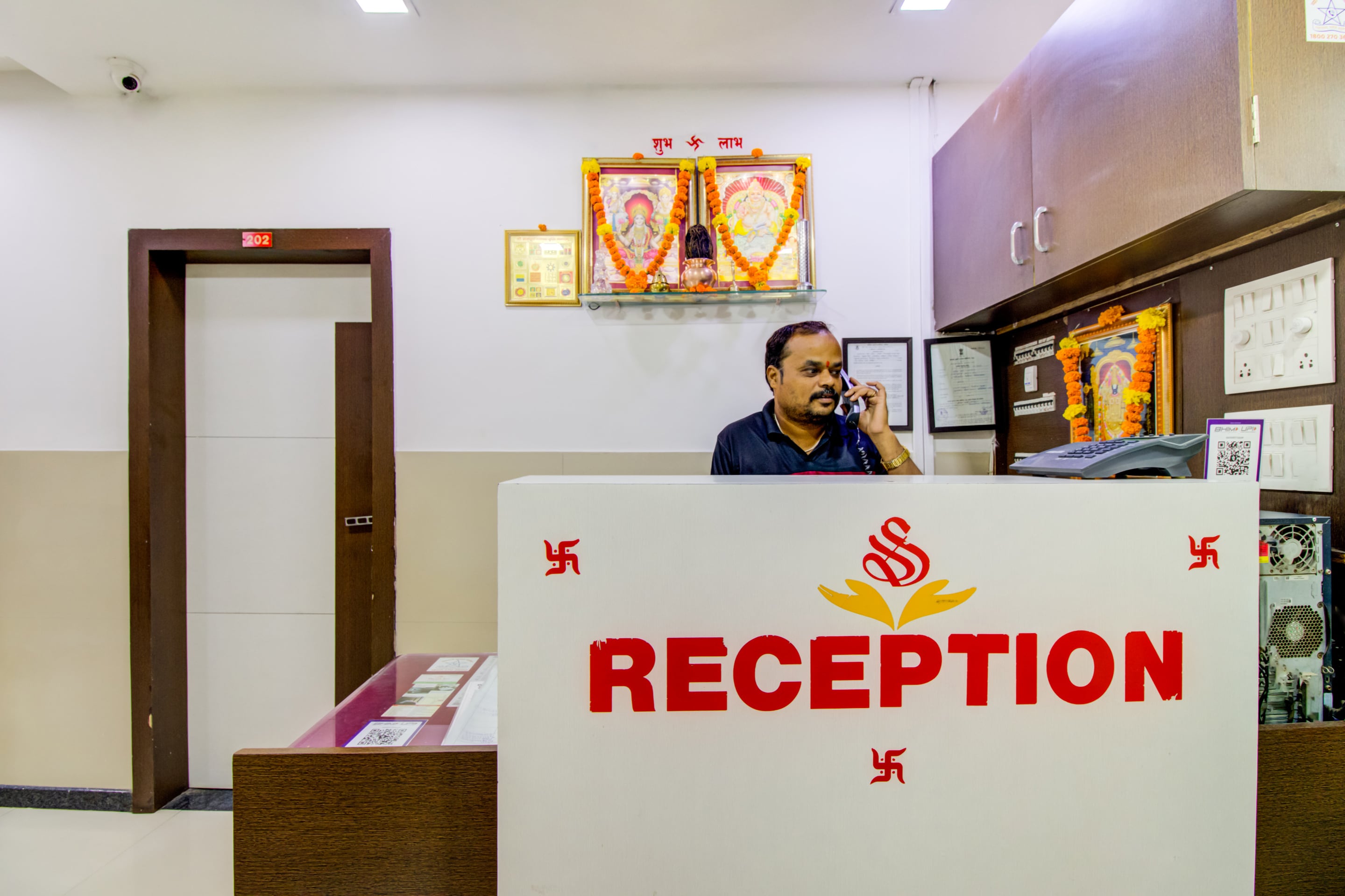 OYO 60908 Hotel Sai Lodging, Nashik 3