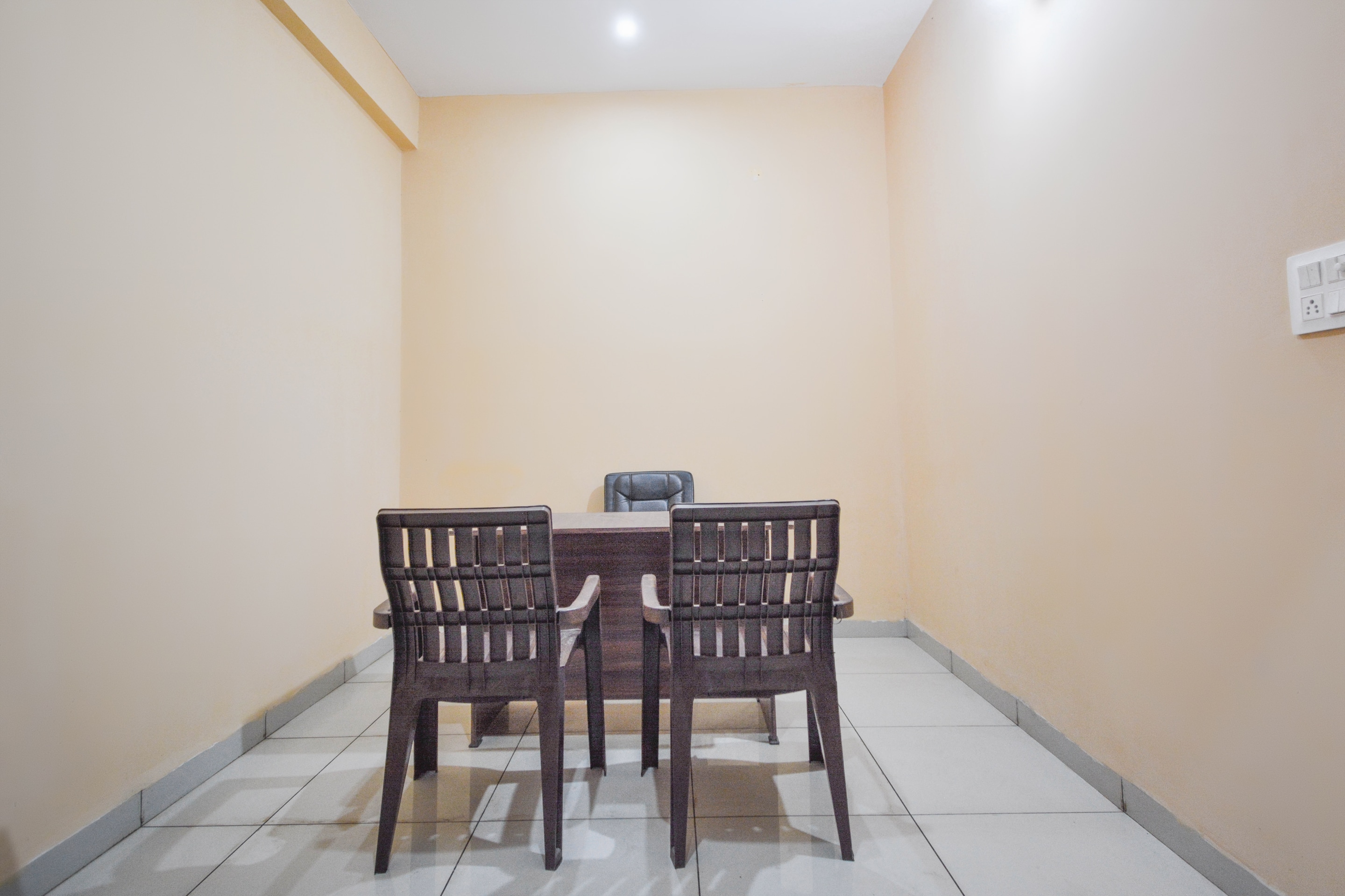 سبوت أون 61033 هوتل دايموند, Mohali 4