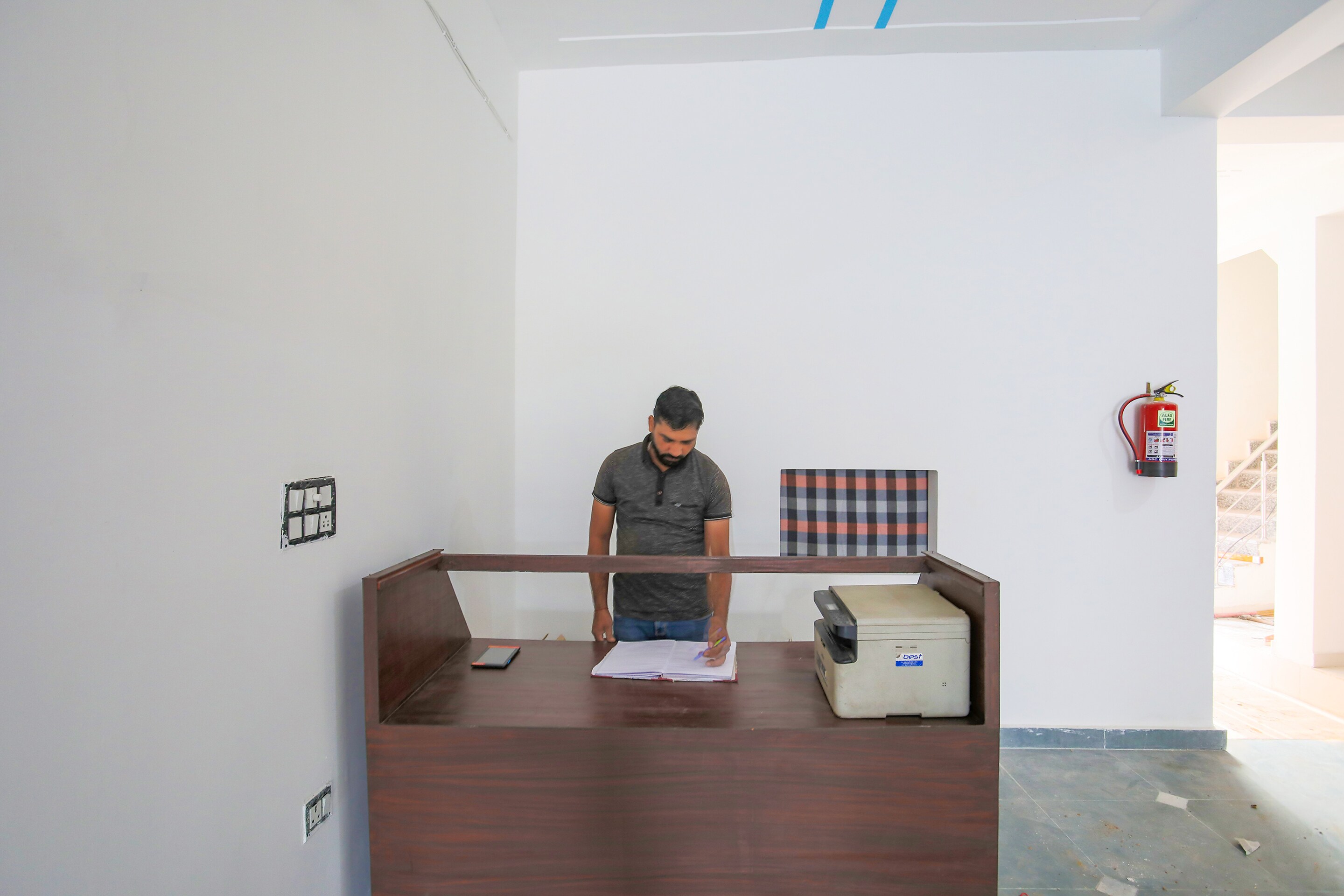 OYO 62980 Shiva Residency, Gurgaon 3
