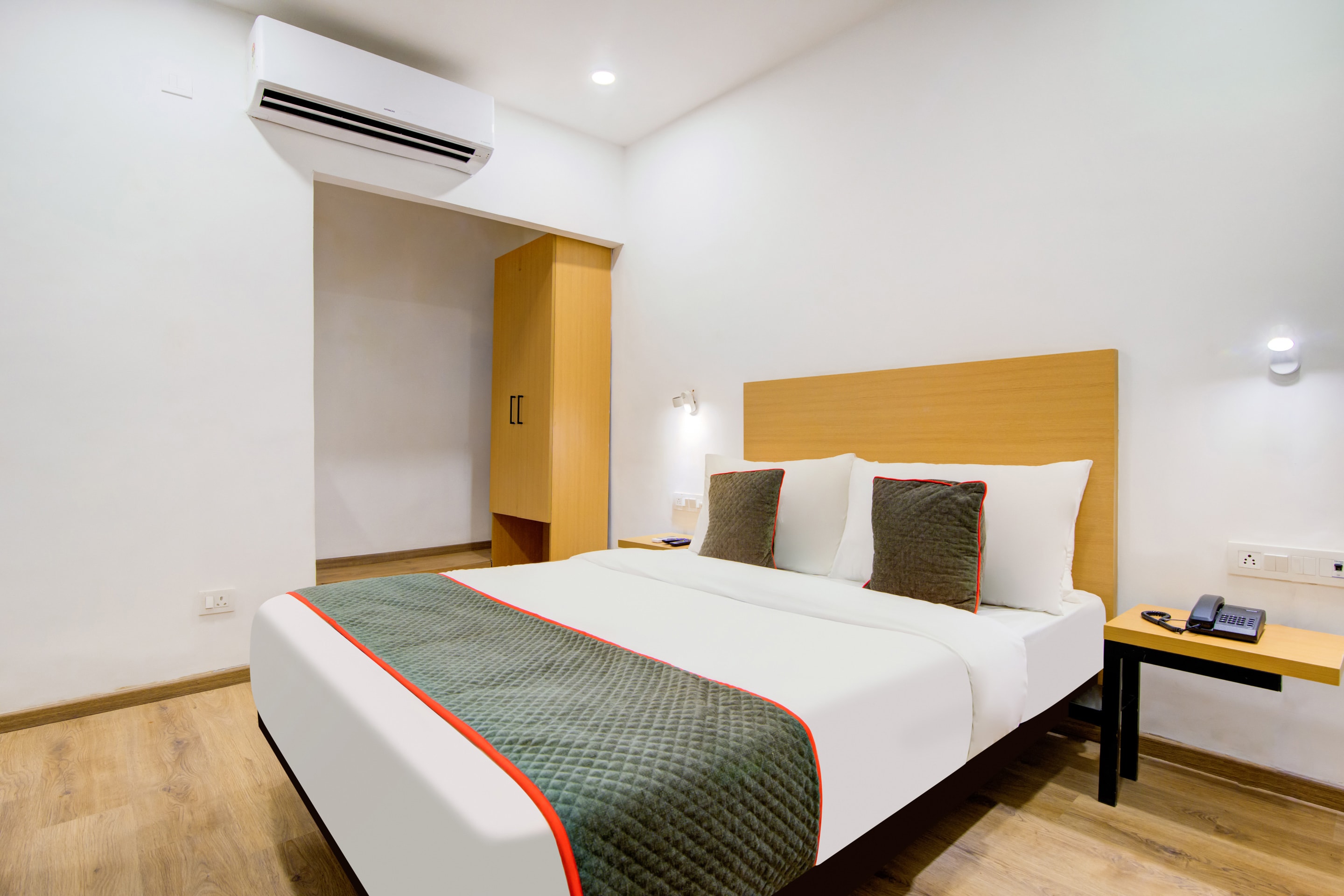SPOT ON 63429 Bhawani Palace, Allahabad 3