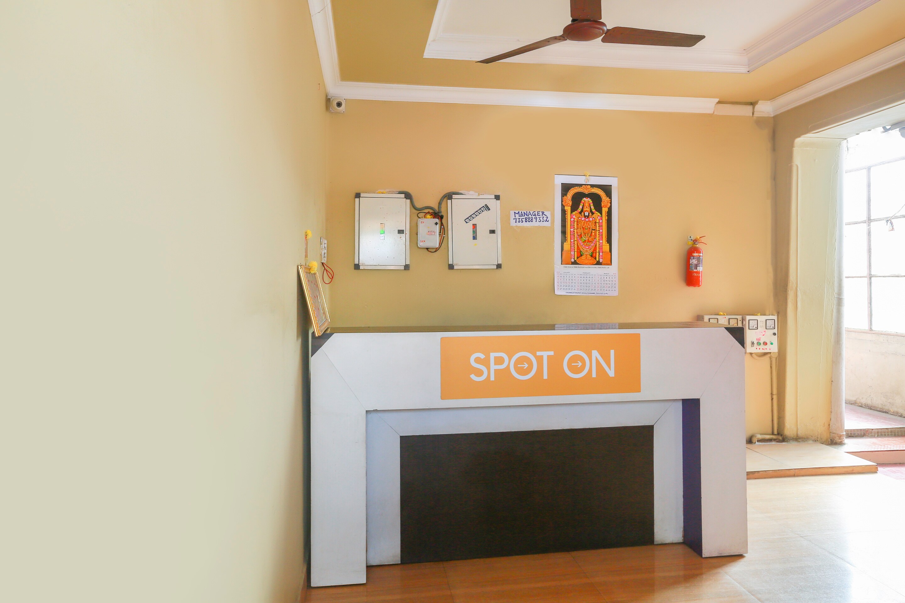 SPOT ON 63901 Prince Residency, Vellore 5