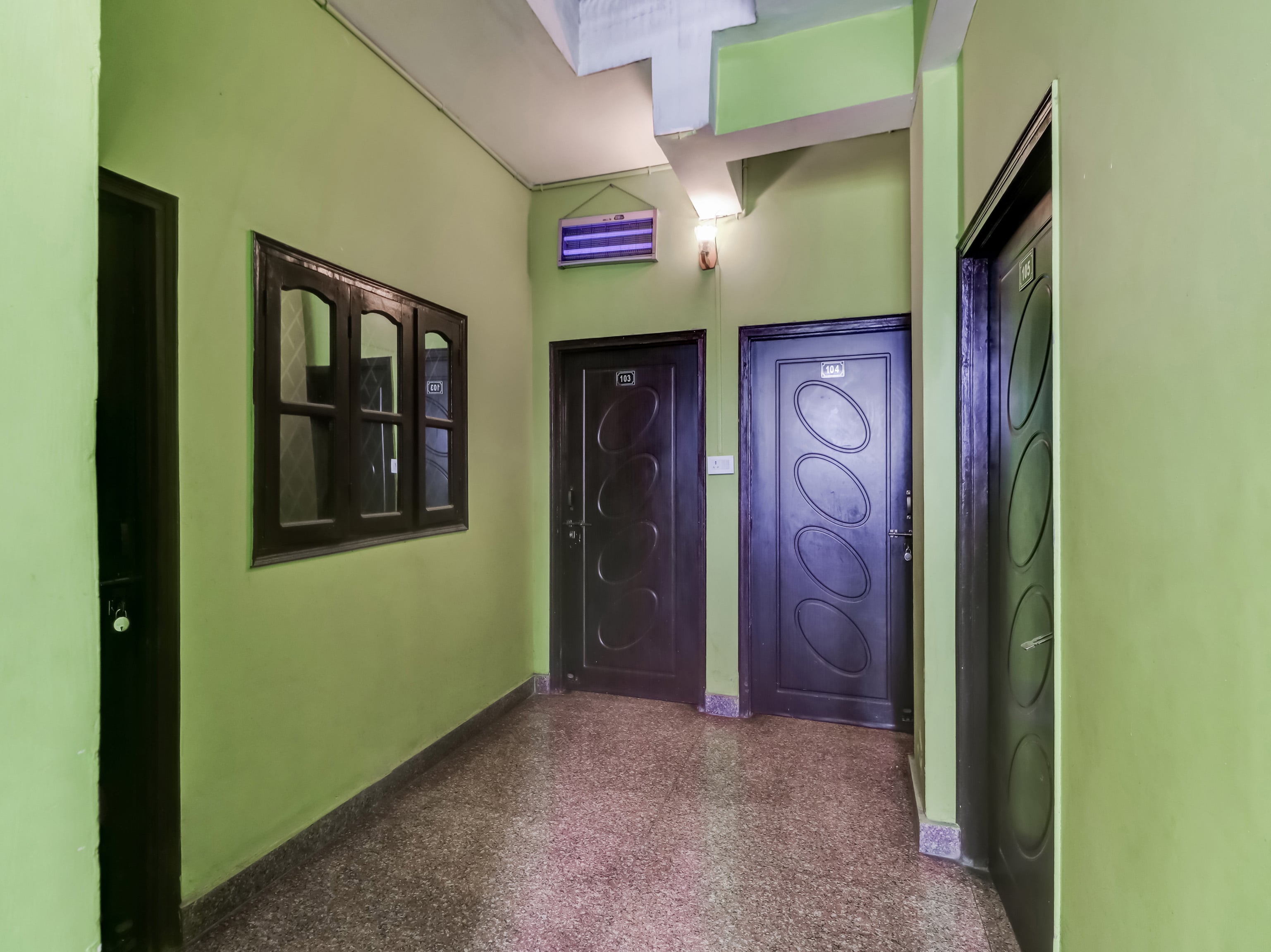 OYO 64883 Downtown Stays, Dehradun 2