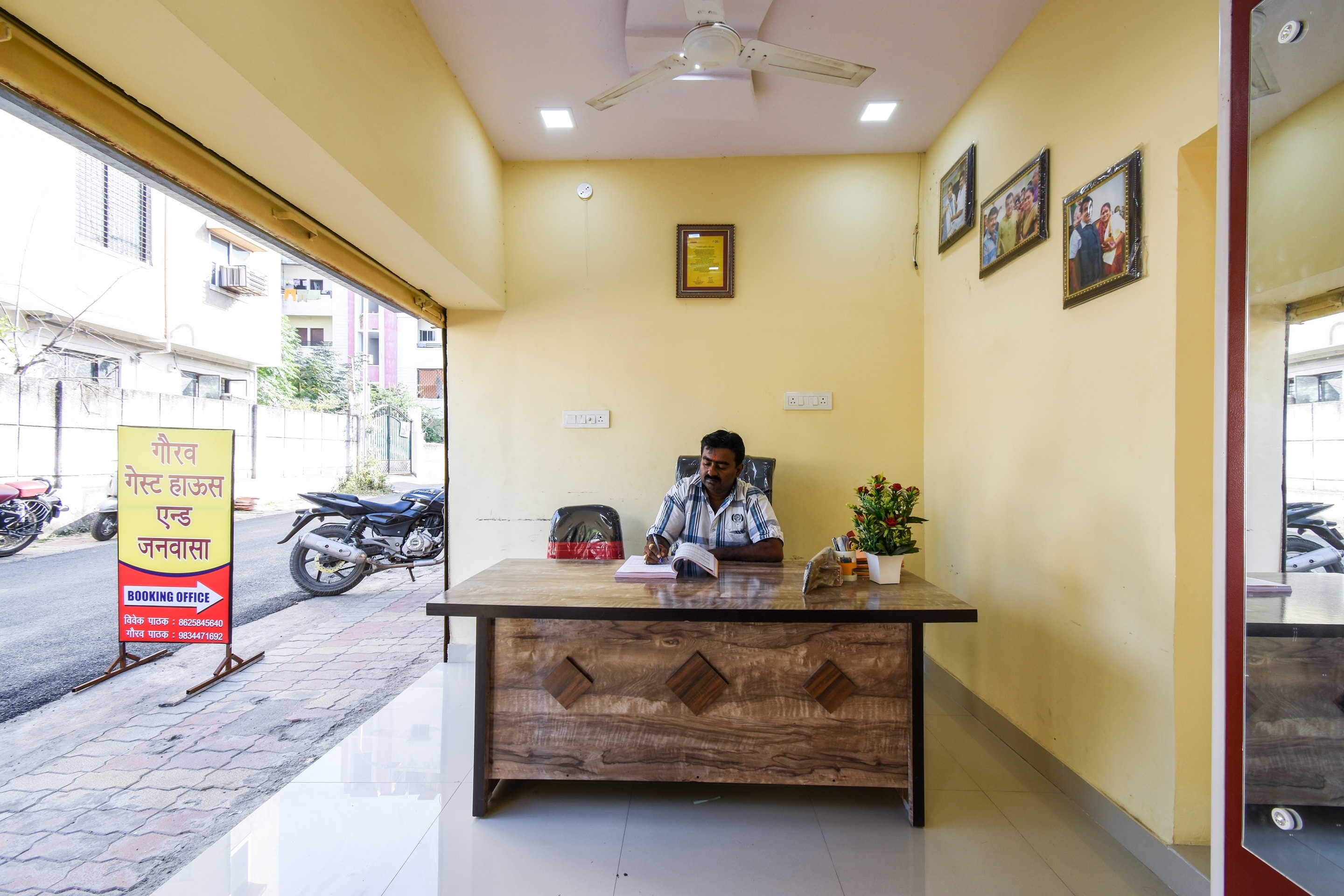 SPOT ON 65715 Gaurav Guest House, Nagpur 5
