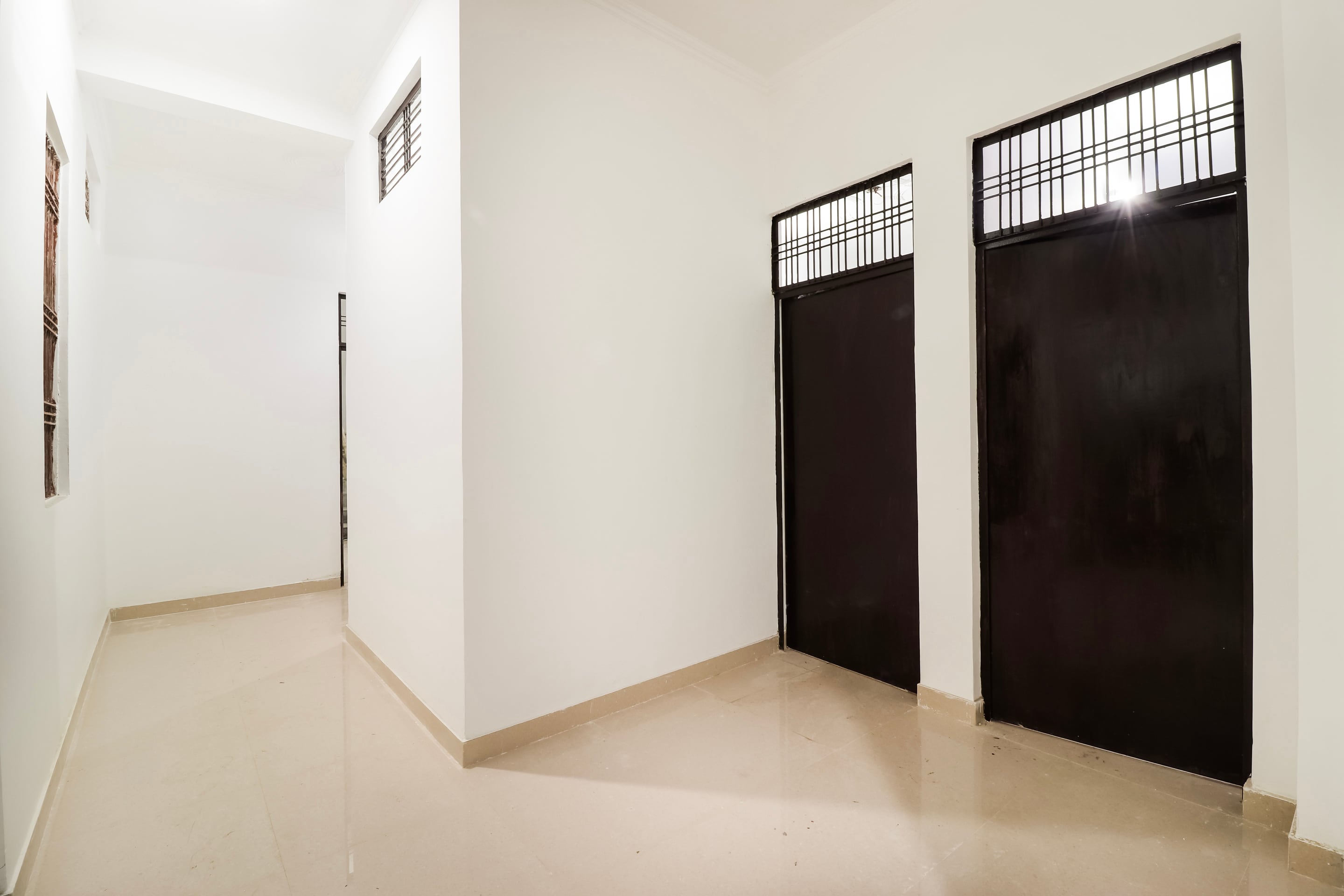 SPOT ON 69082 Indra Palace, Lucknow 3