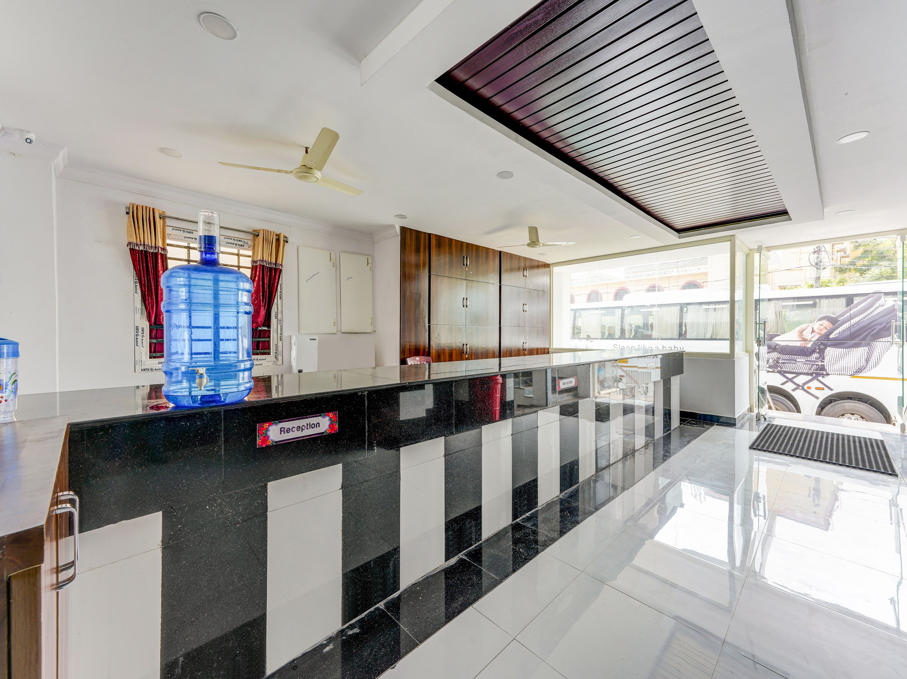 Collection O O 82449 Hotel Srinivasa Residency, Tirupati 5