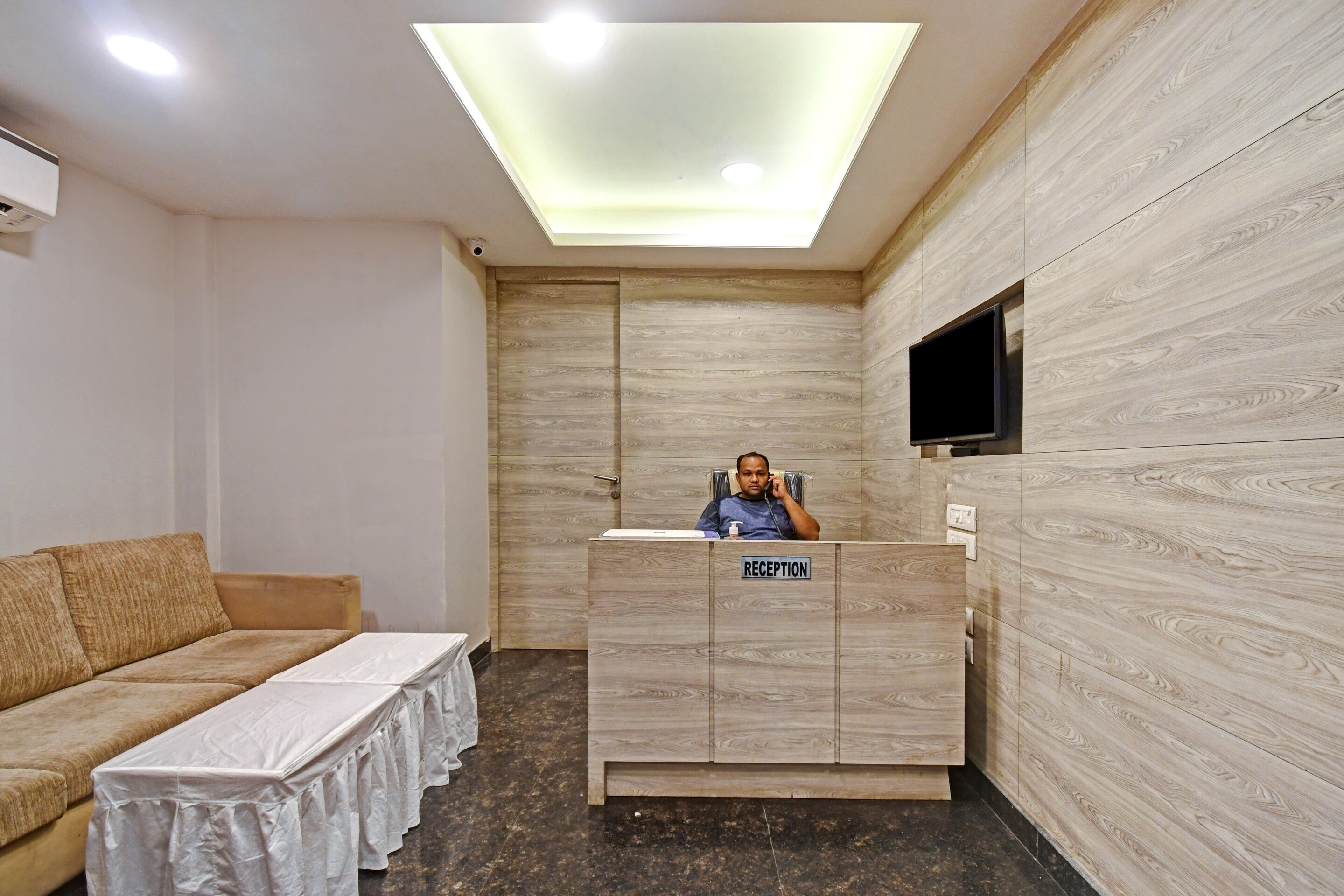 Townhouse 726 Hotel All In One, Kolkata 5