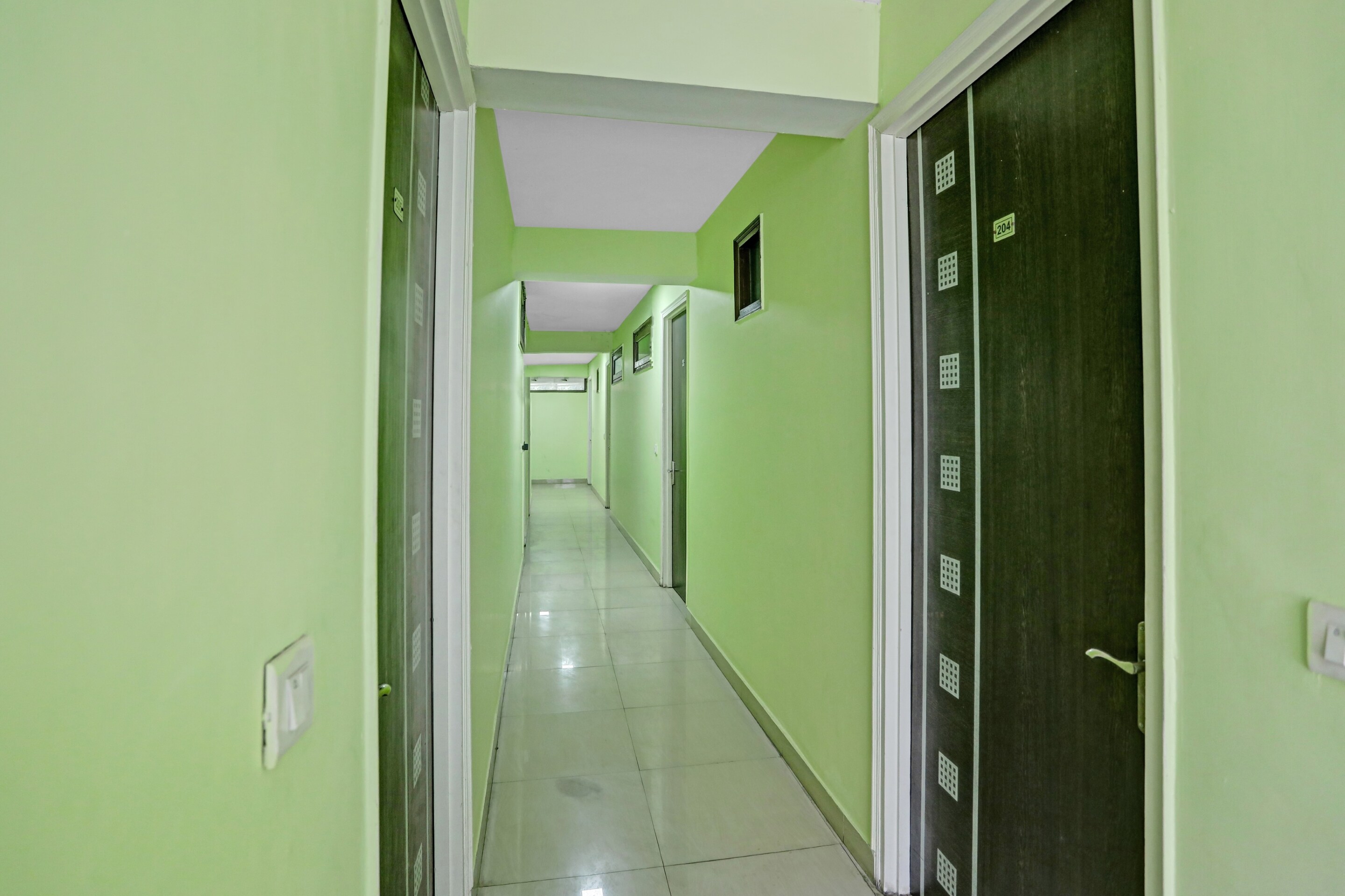 Capital O 84917 Premium Villa-2, New Delhi 3