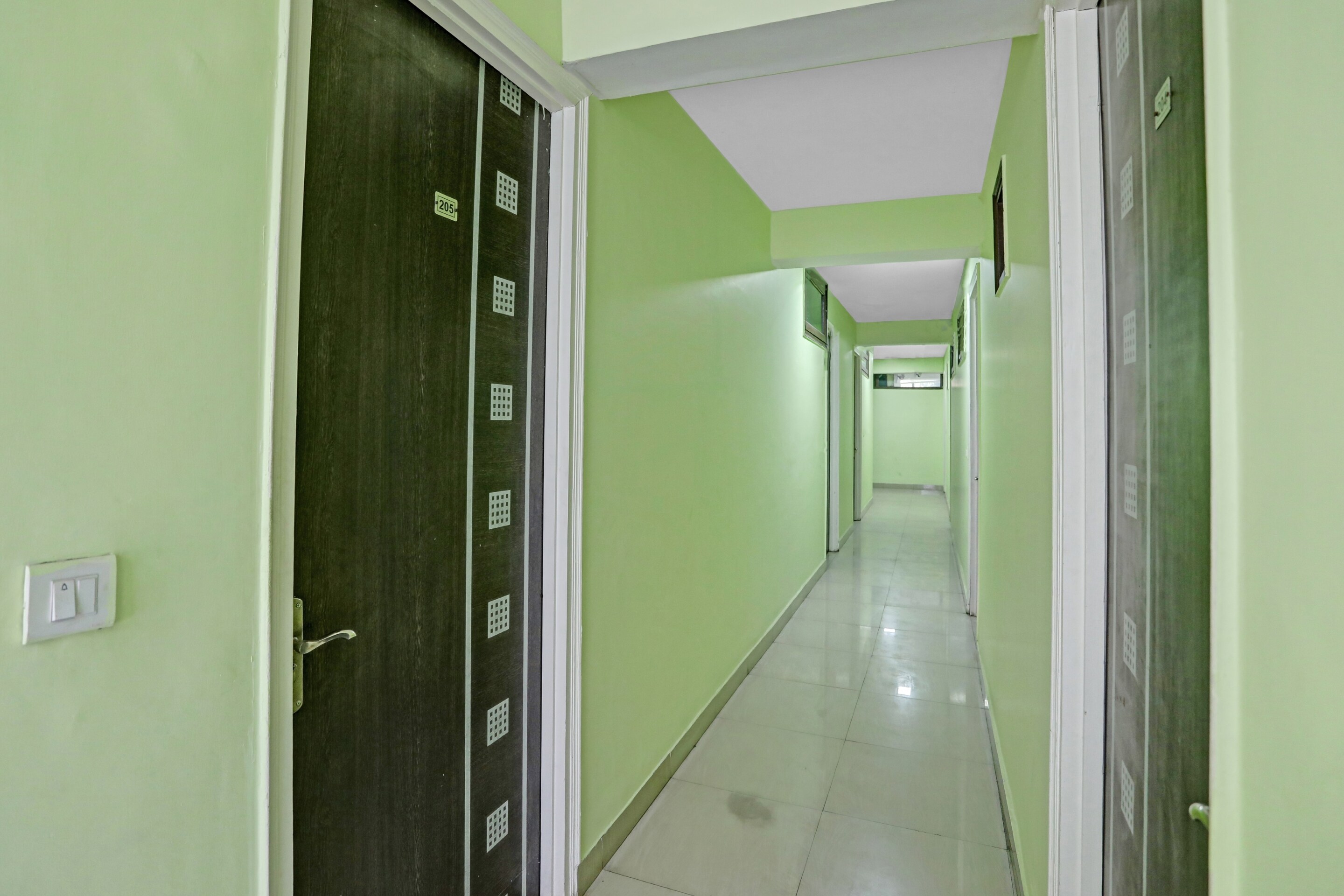 Capital O 84917 Premium Villa-2, New Delhi 5