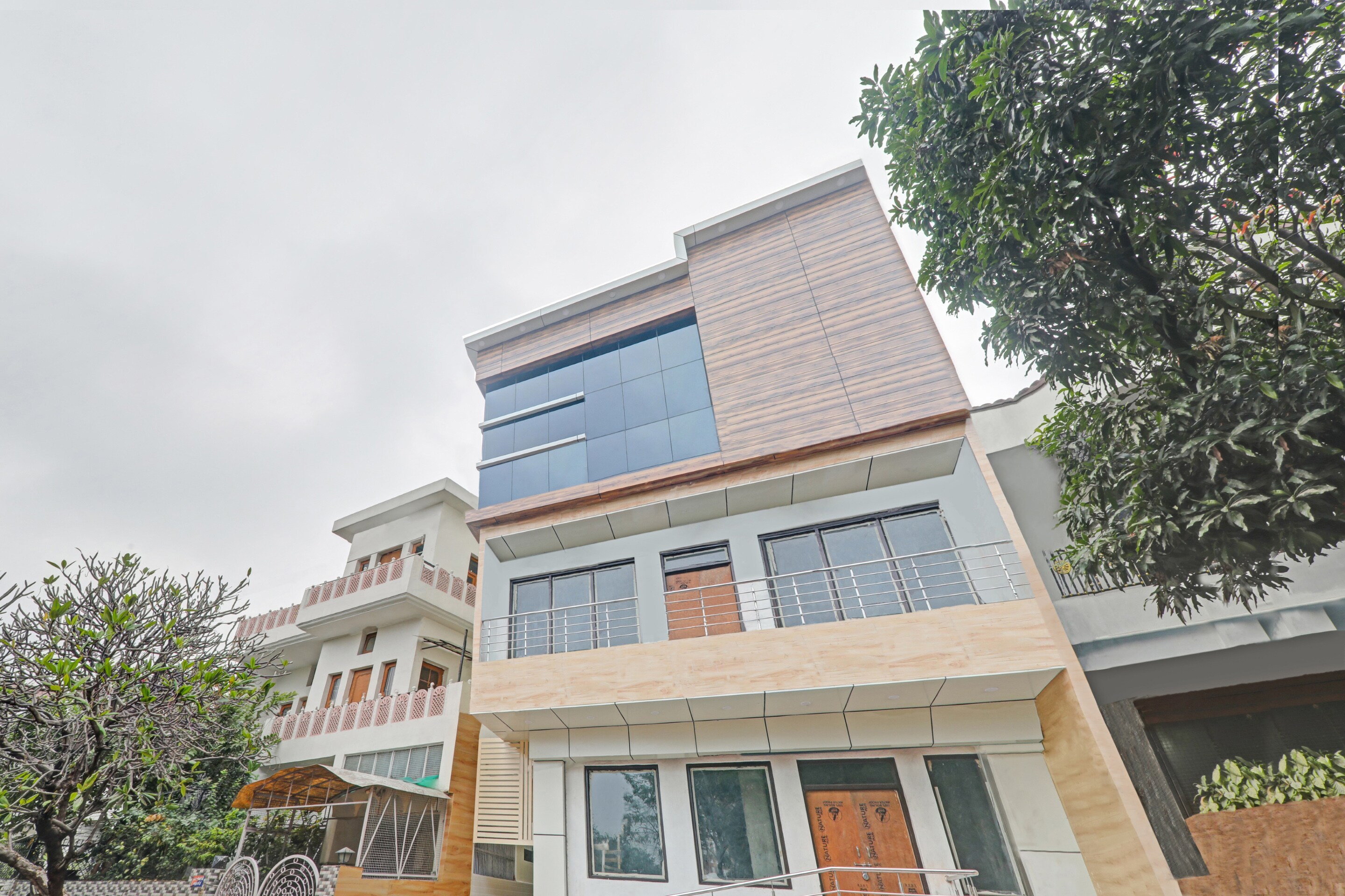 Capital O 85097 Hotel KPR Inn, Lucknow 4