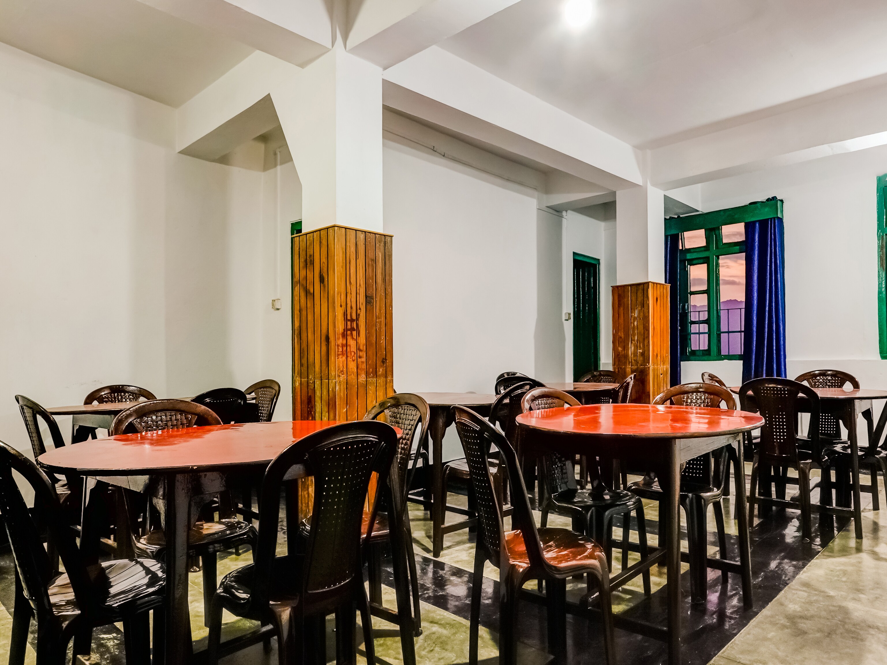 Collection O 85816 Hotel Valley View, Gangtok 5