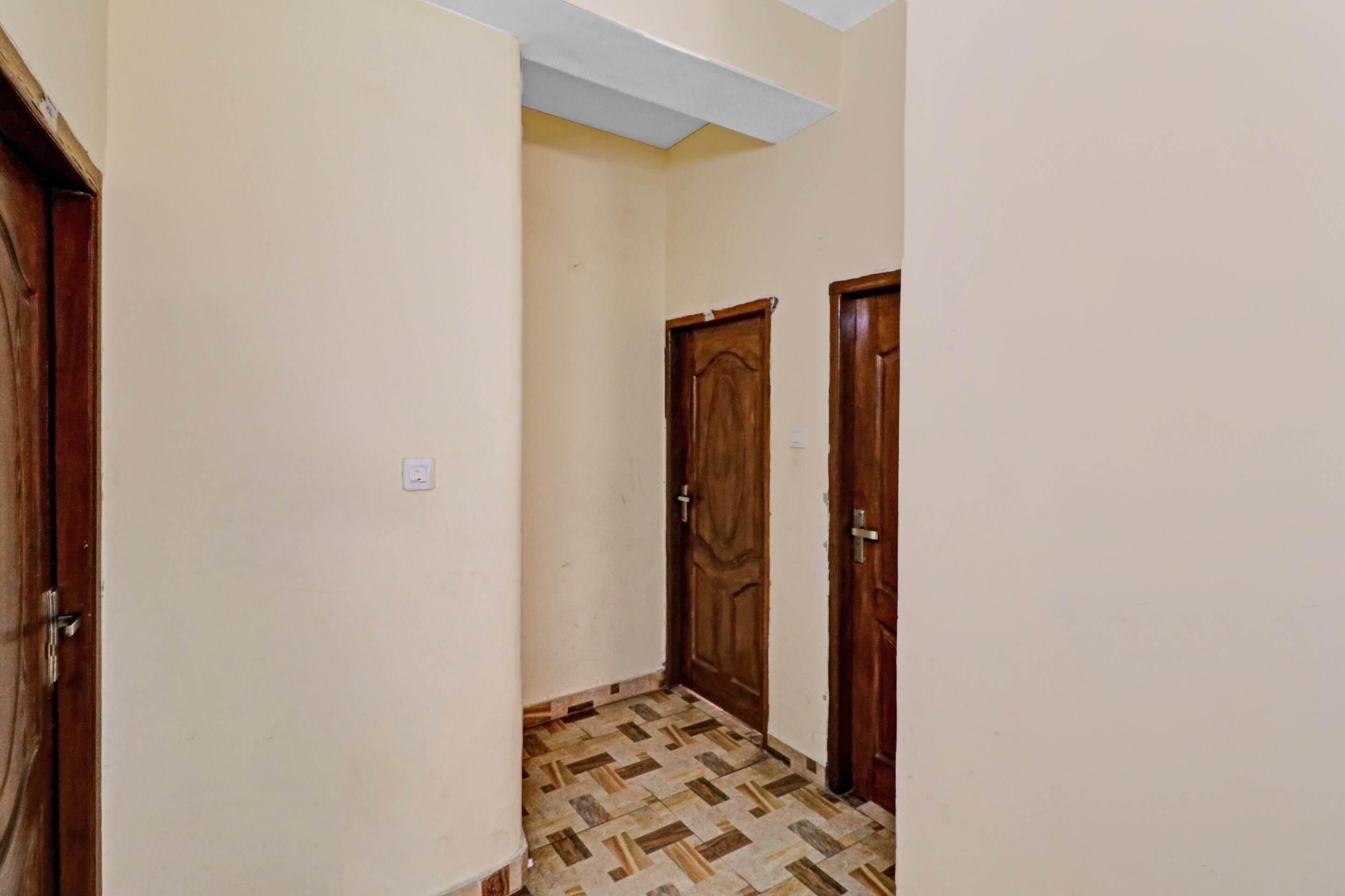 Capital O 86079 Tourist homes, Shimla 4