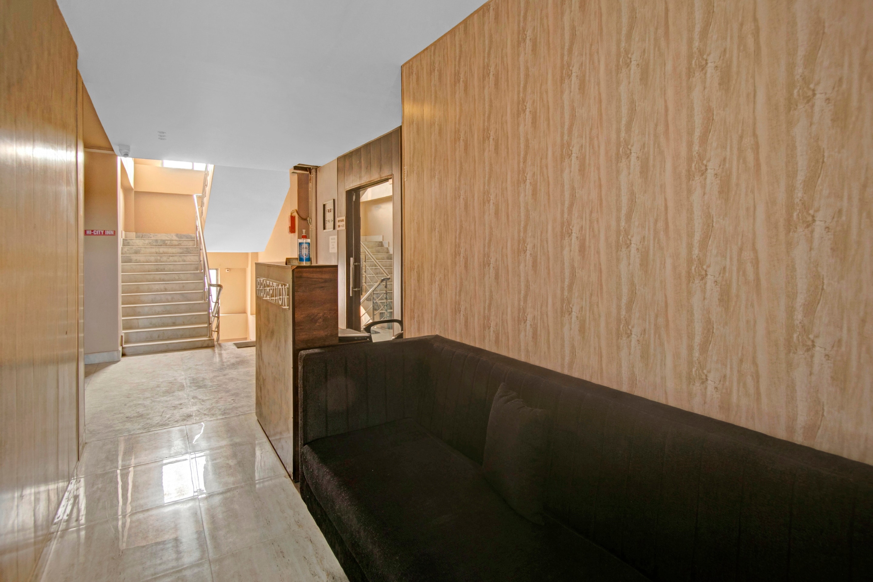 Capital O 86405 Penthouse, Guwahati 2