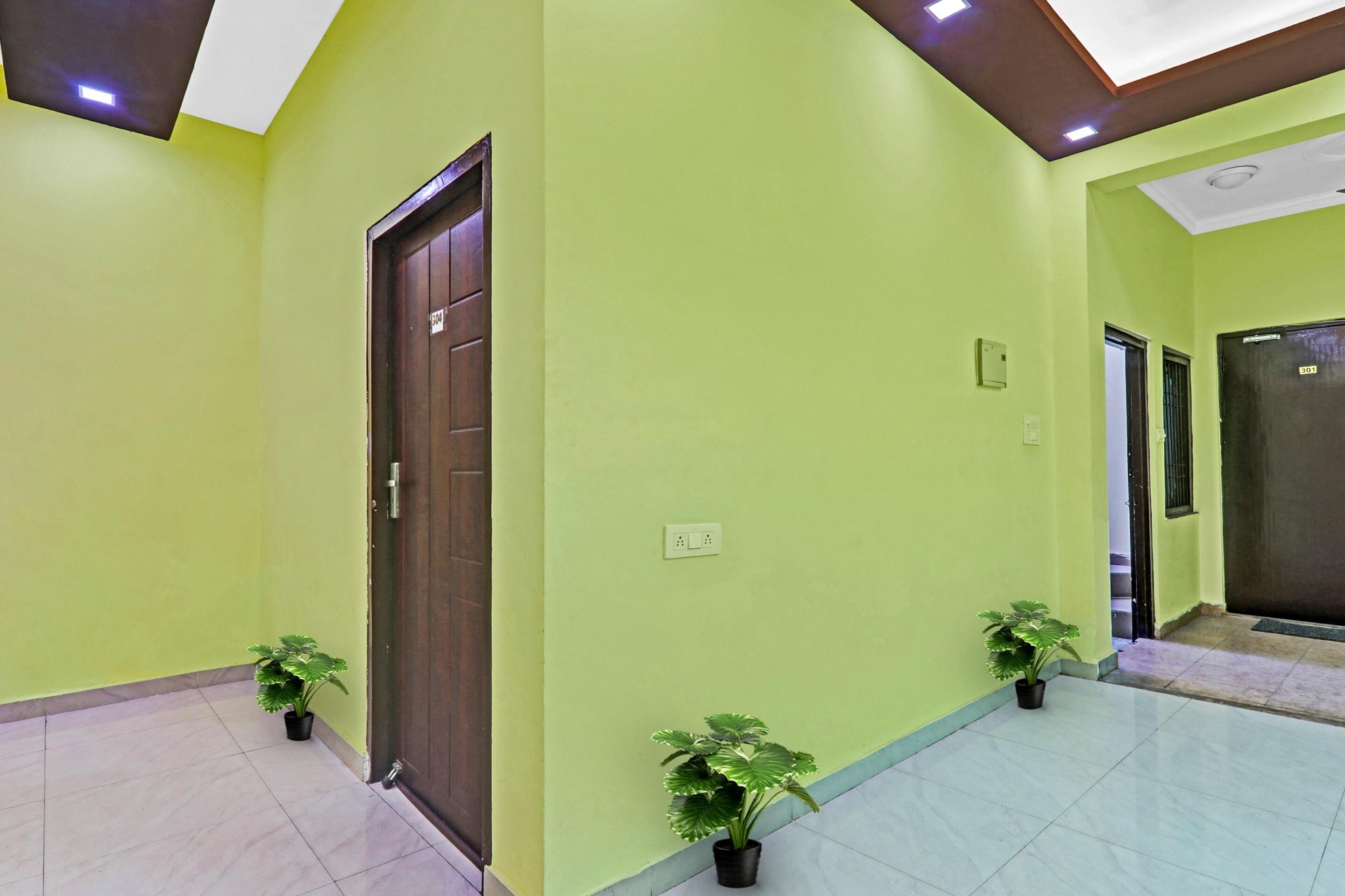 Capital O 88691 Phenix Elite, Lucknow 5