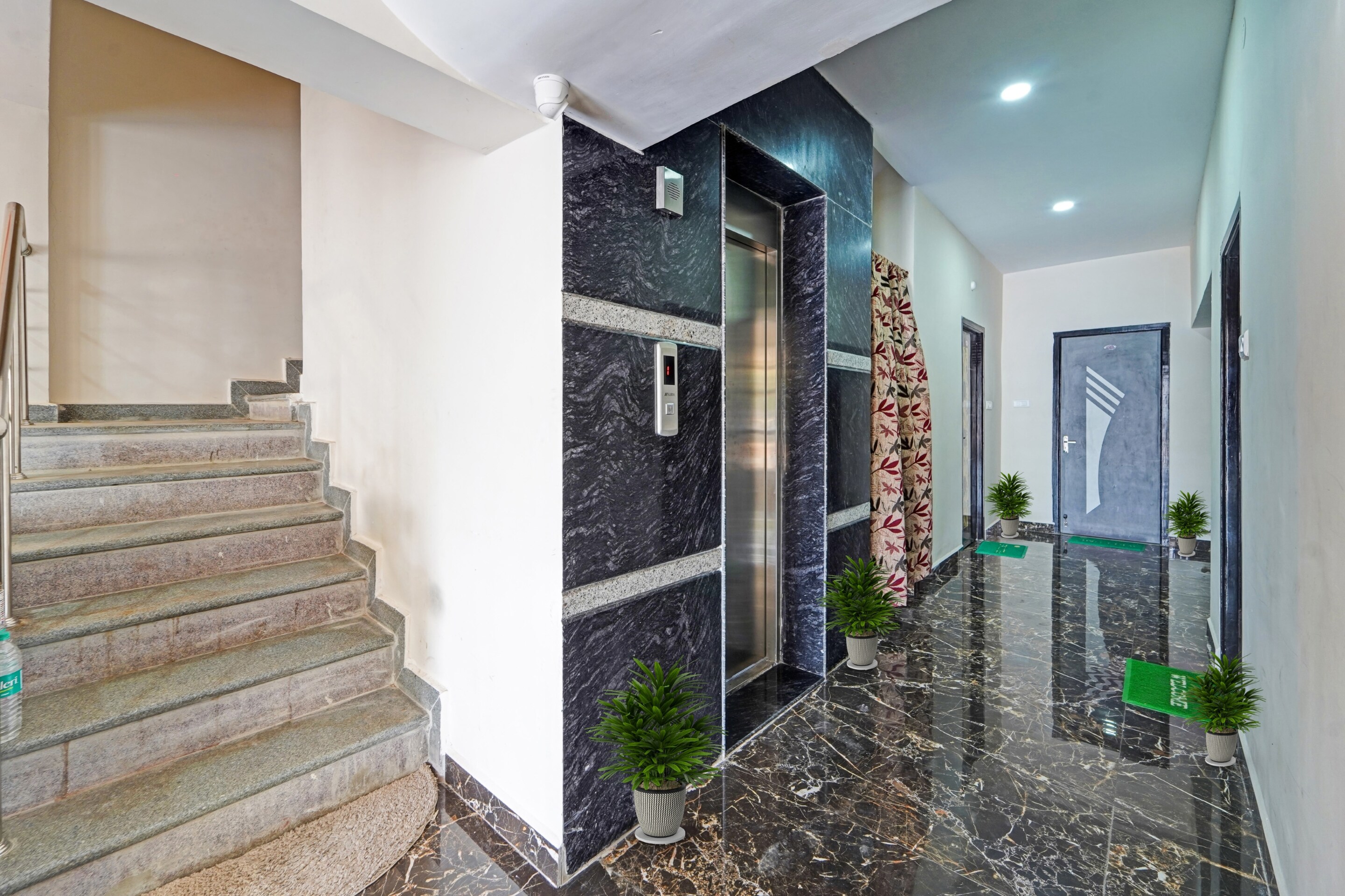 Capital O 89135 Hotel Lakshmi Residency, Tirupati 3