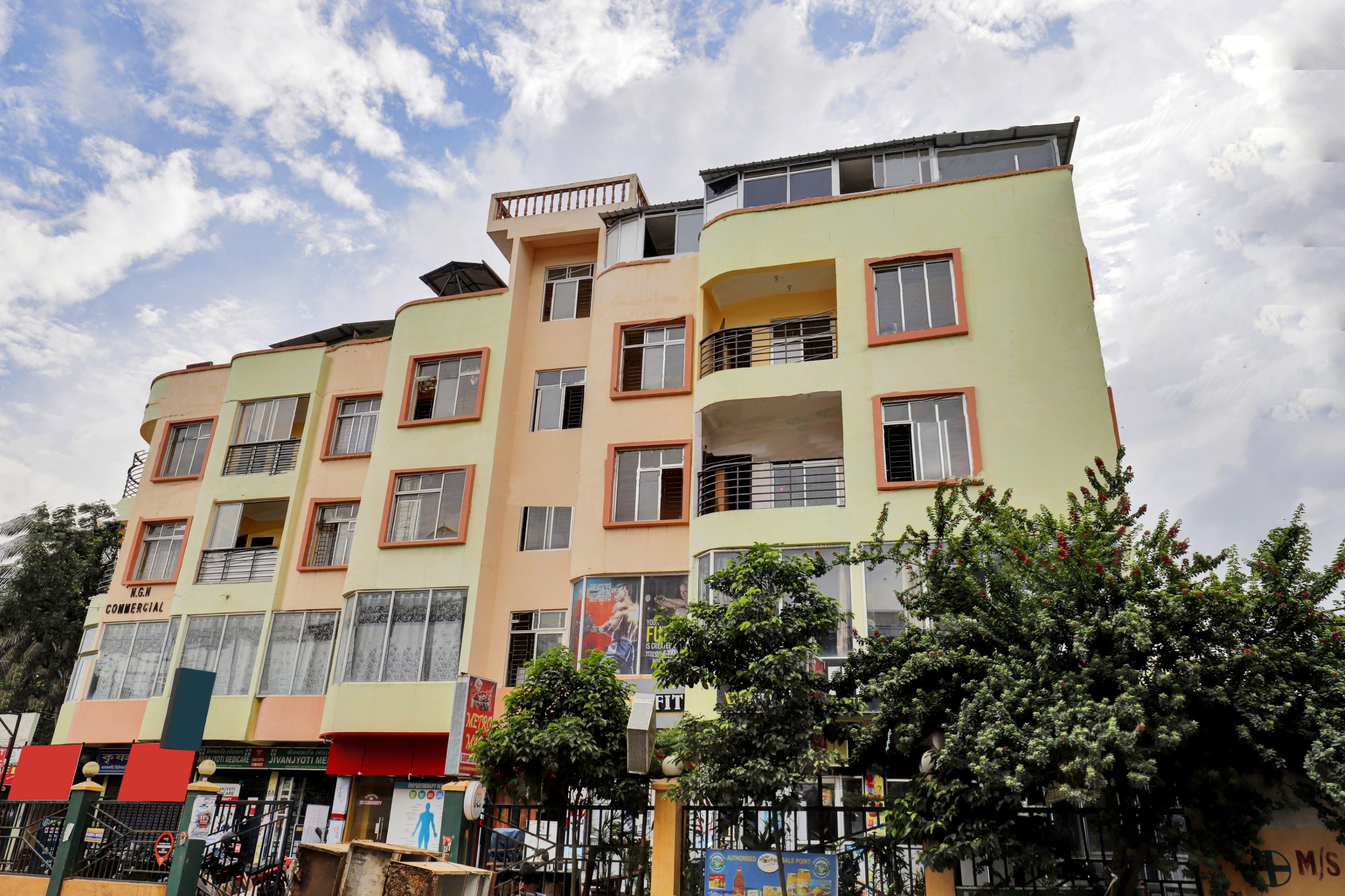 Capital O 91263 H K Residency, Guwahati 5