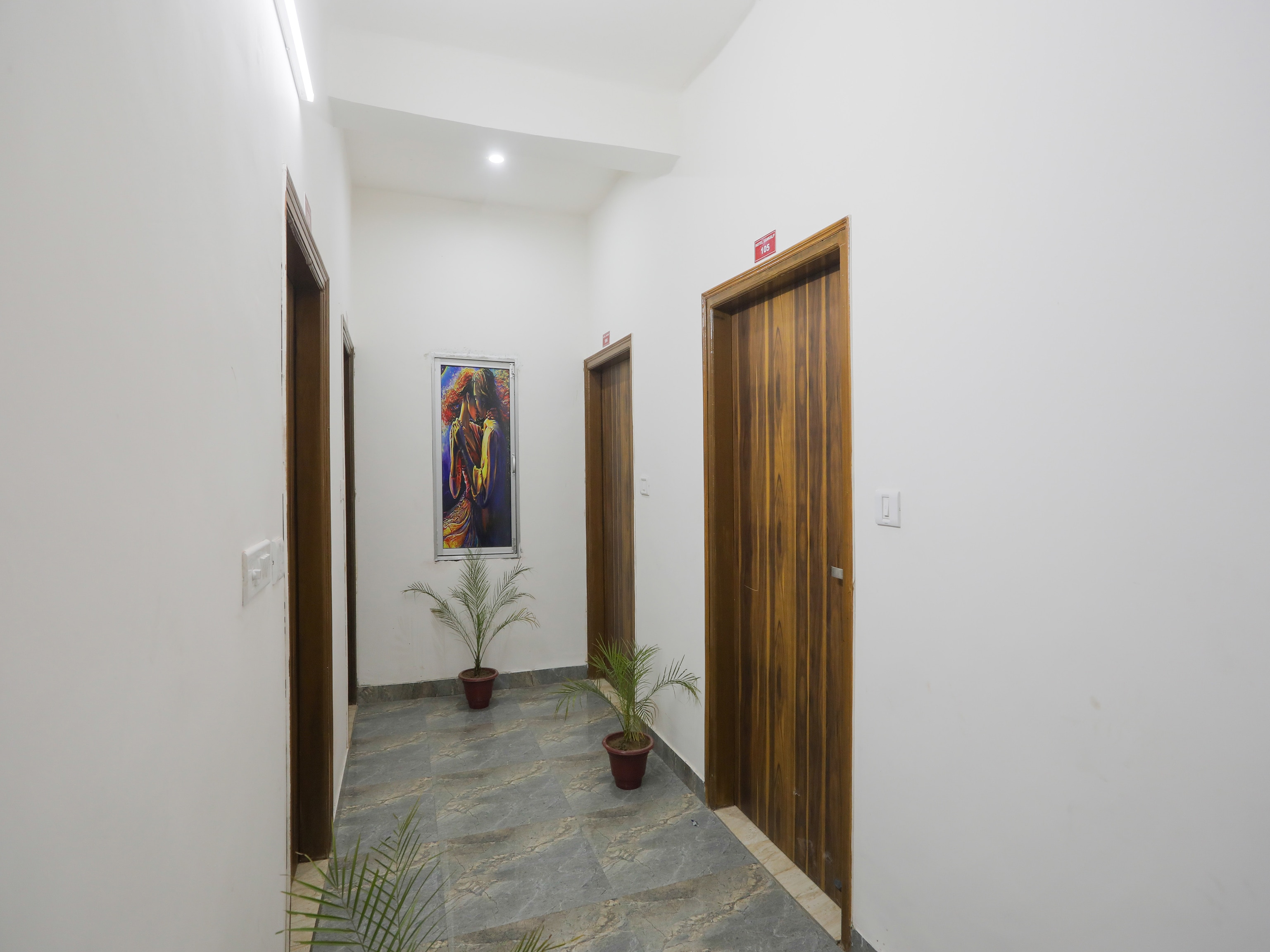 Collection O 85164 Hotel Sankalp, Faridabad 4