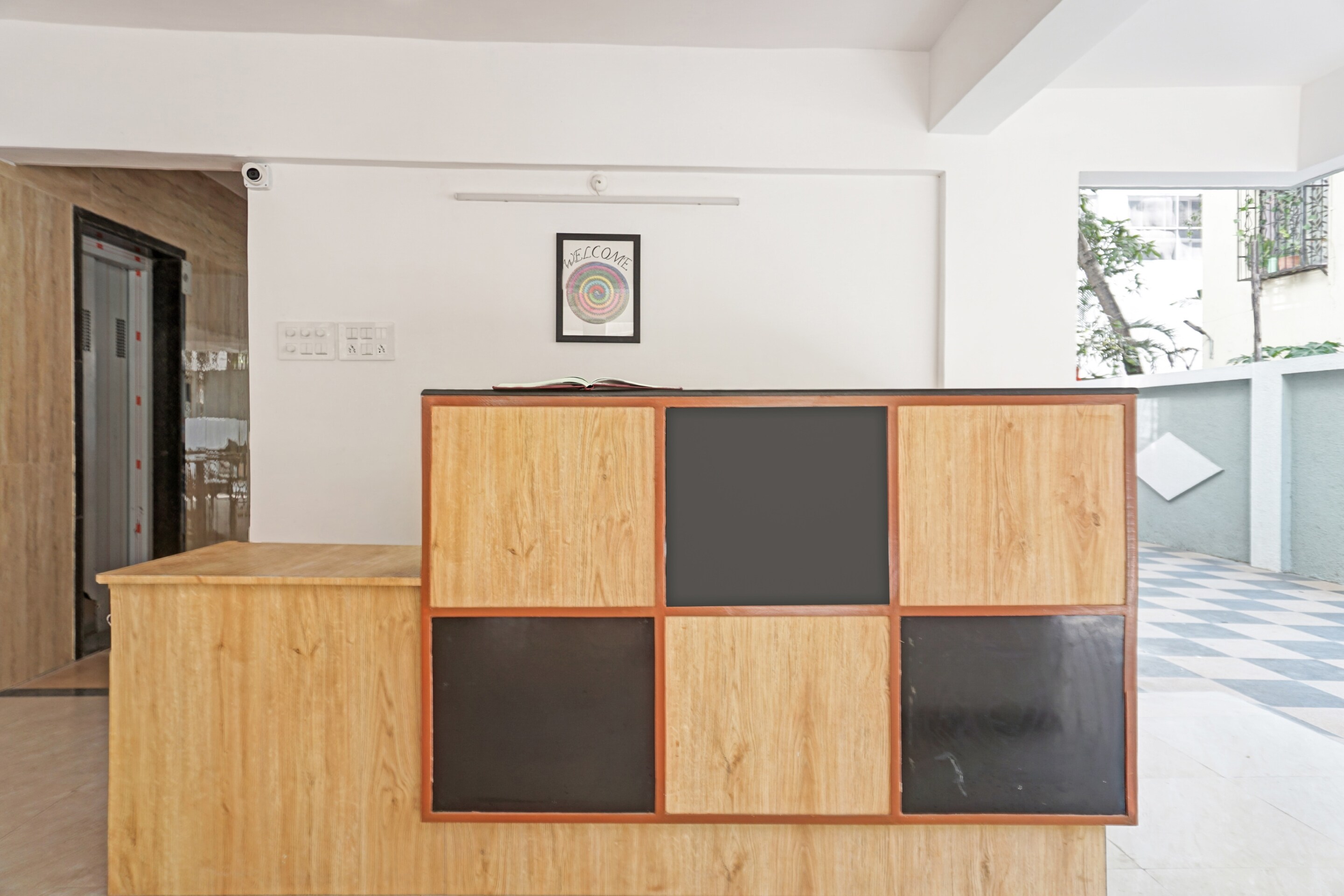 Collection O 86156 Safron Inn, Pune 5