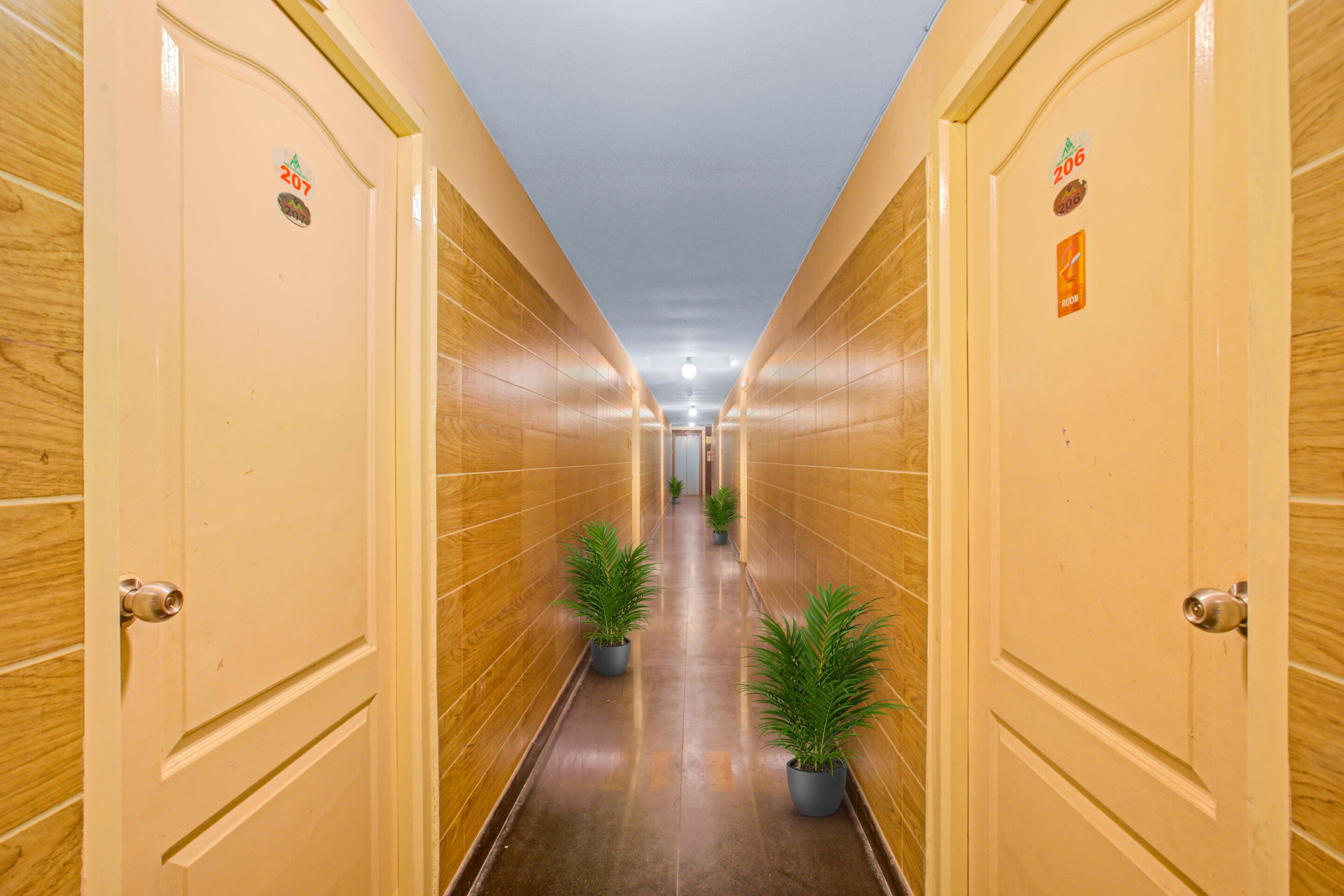 Collection O 87564 Mgr Inn, Pondicherry 4