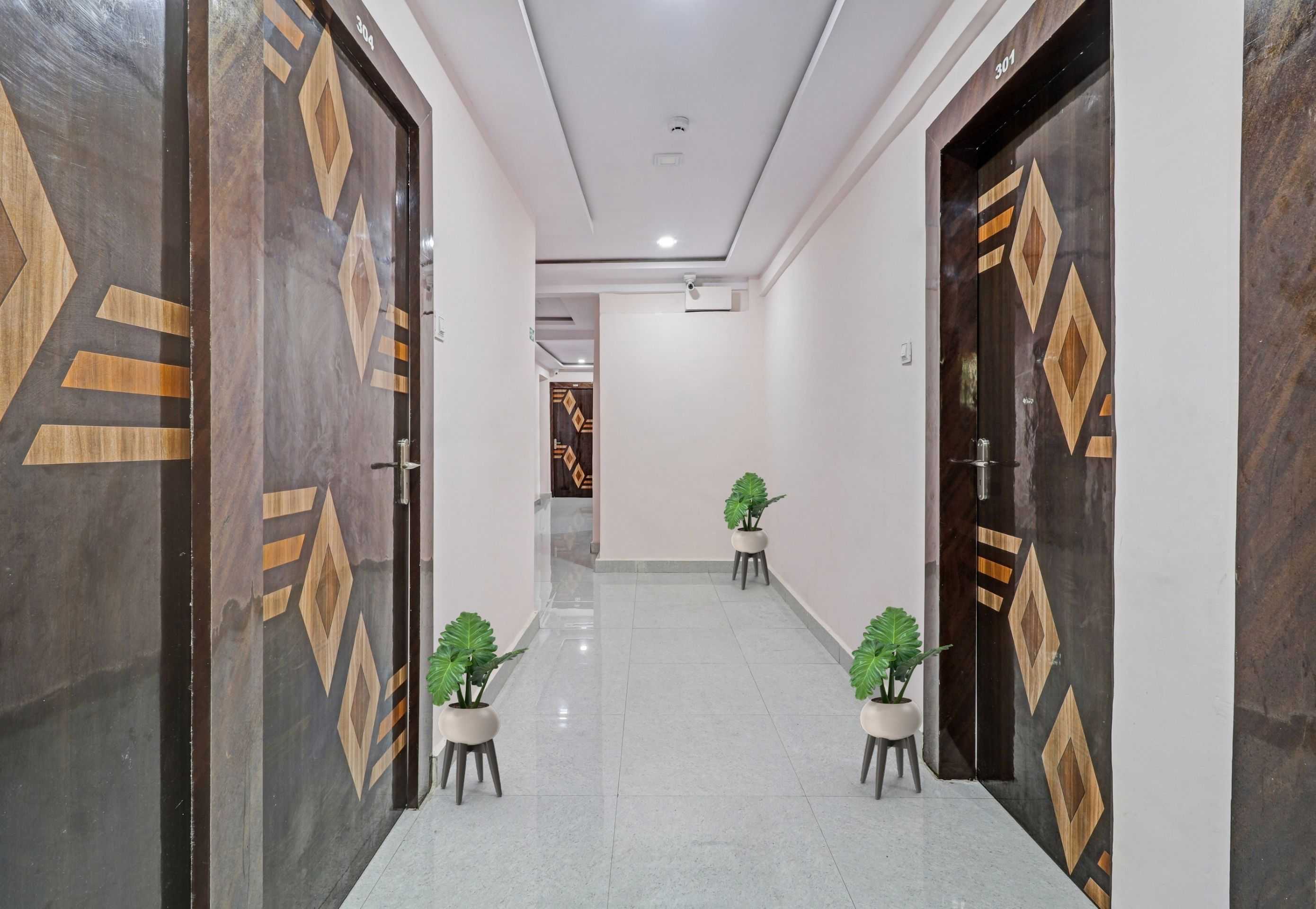 Collection O 89074 Ananta Lodging Boarding, Mumbai 2