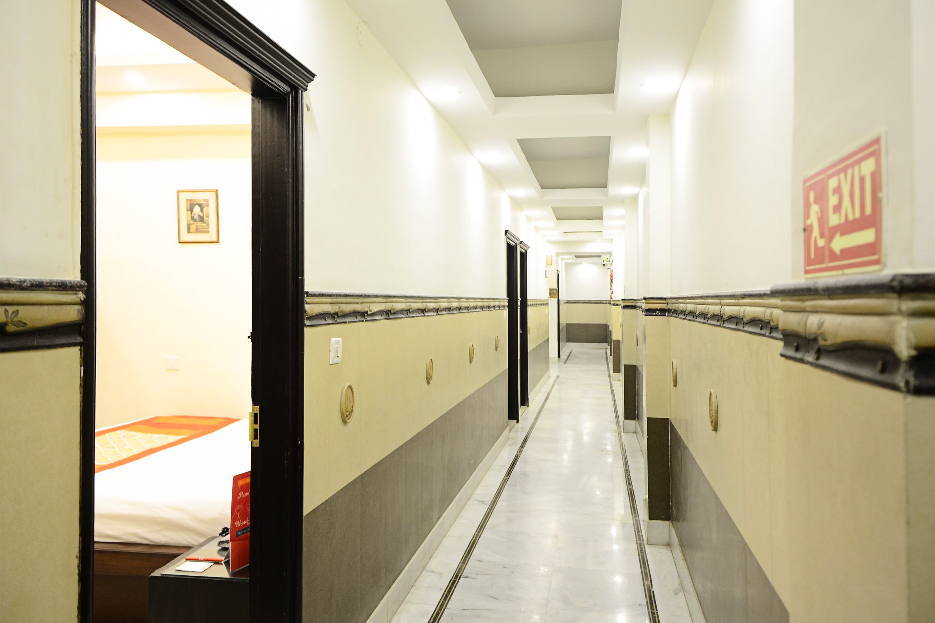 OYO 3394 Hotel Centra Inn, New Delhi 3