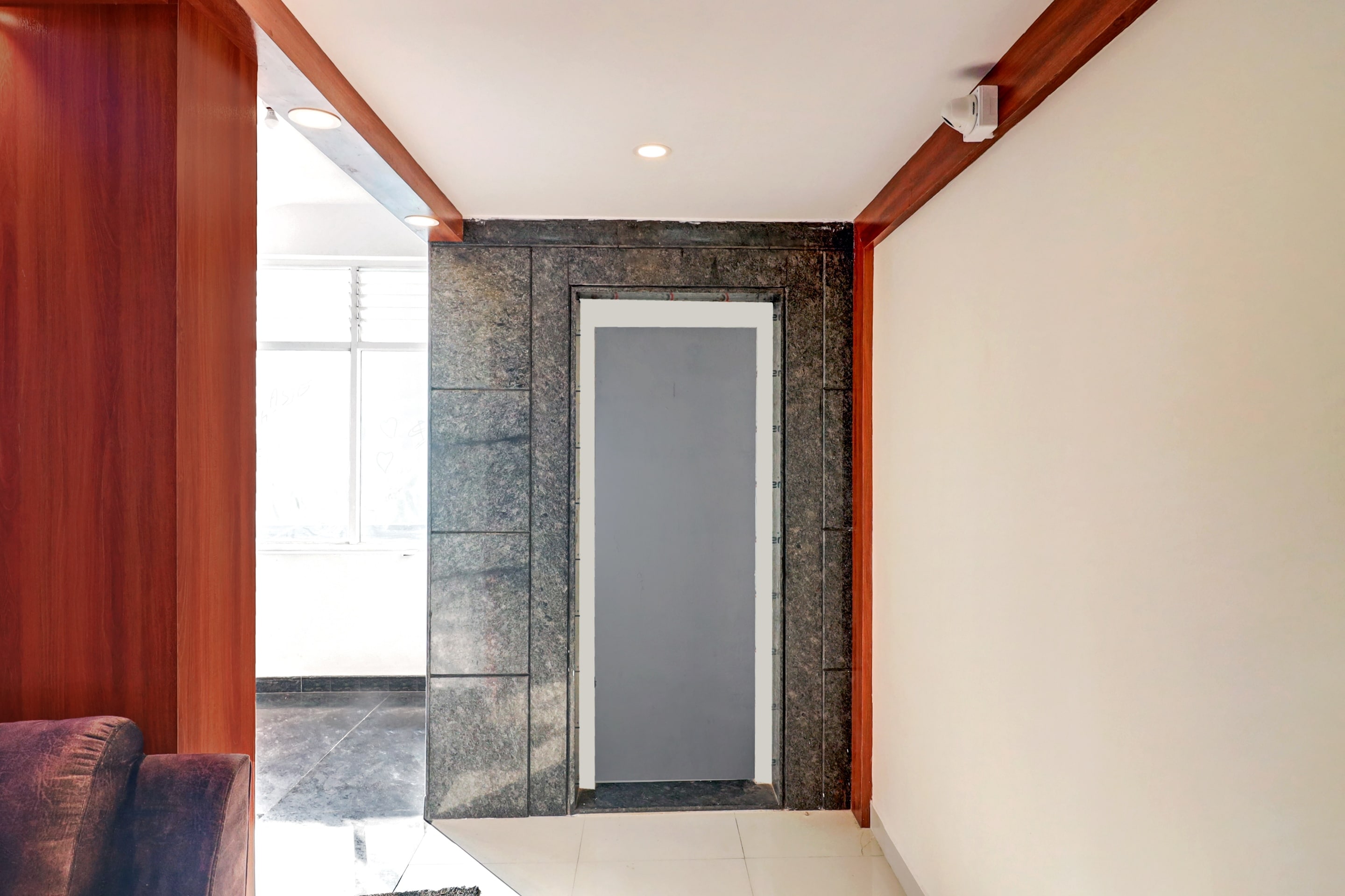 OYO 71574 Hotel Silver House, Bangalore 5