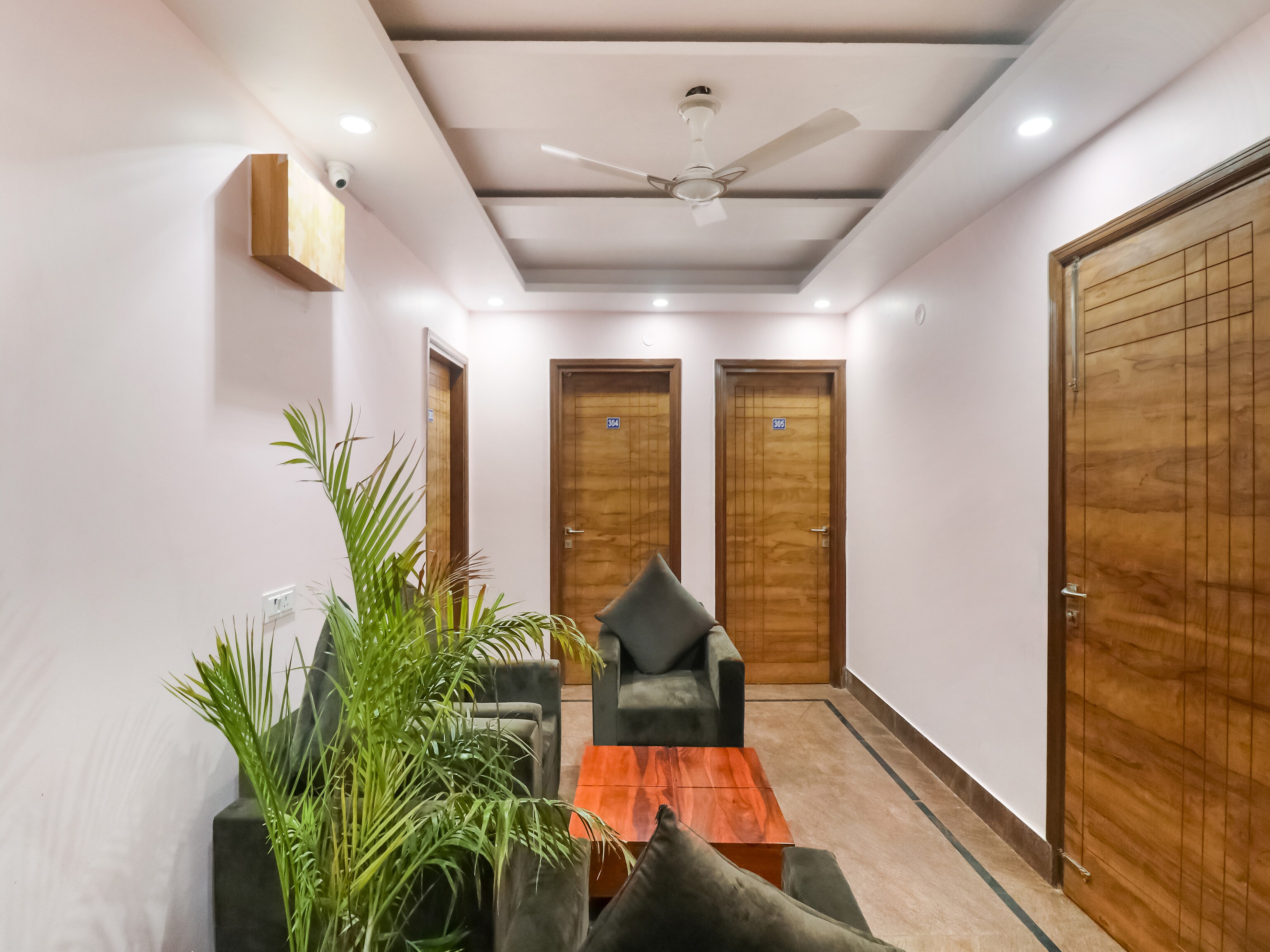 OYO 74557 Aqua Inn, Gurgaon 2