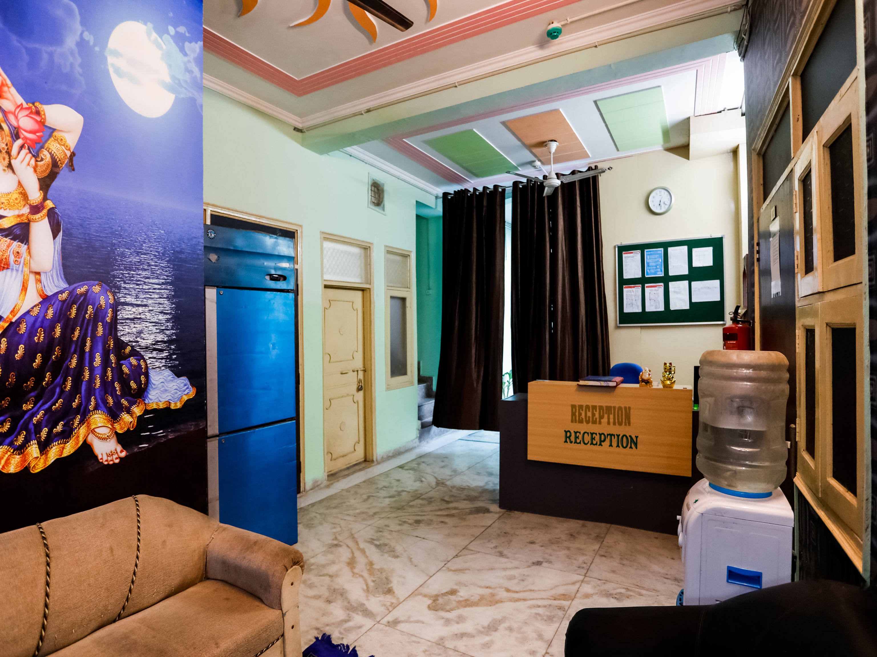 OYO 75131 Bandral Residency, New Delhi 5