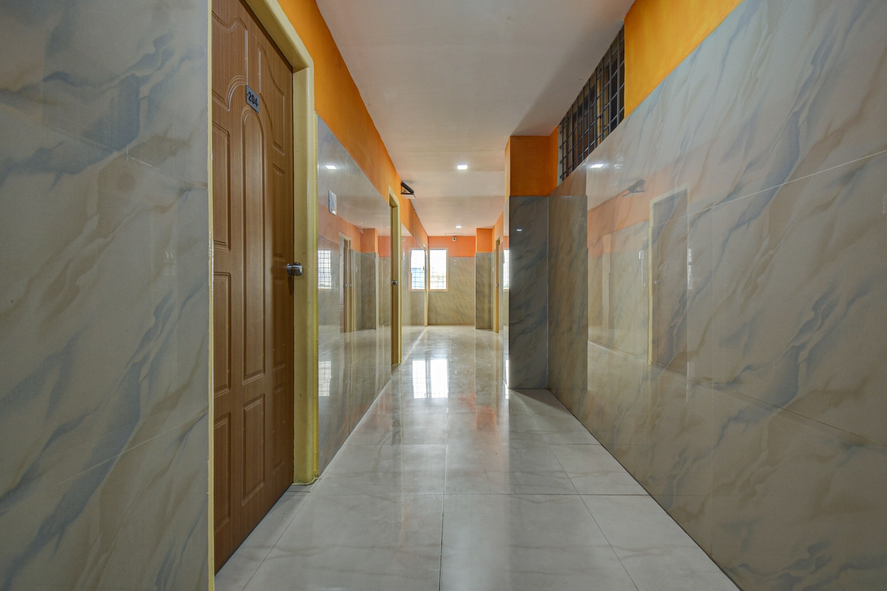 OYO 75132 K N Residency, Bangalore 3