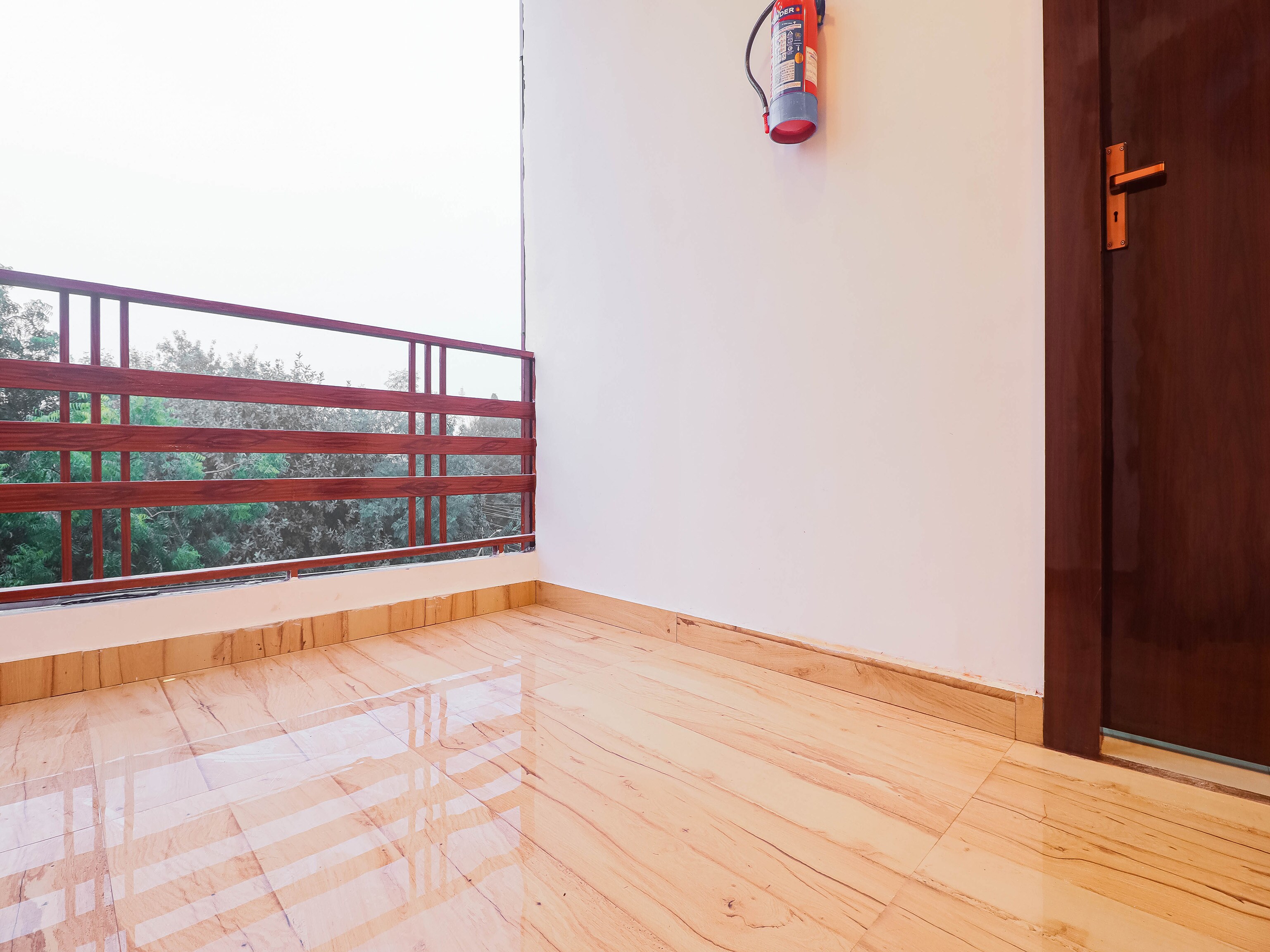 OYO 75832 Royal Inn, Lucknow 5