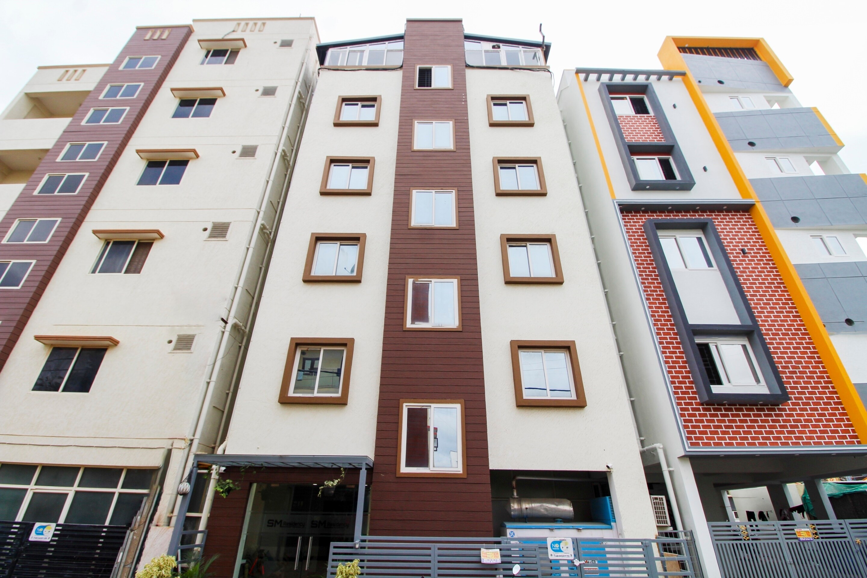 OYO 75843 SM Residency, Bangalore 4