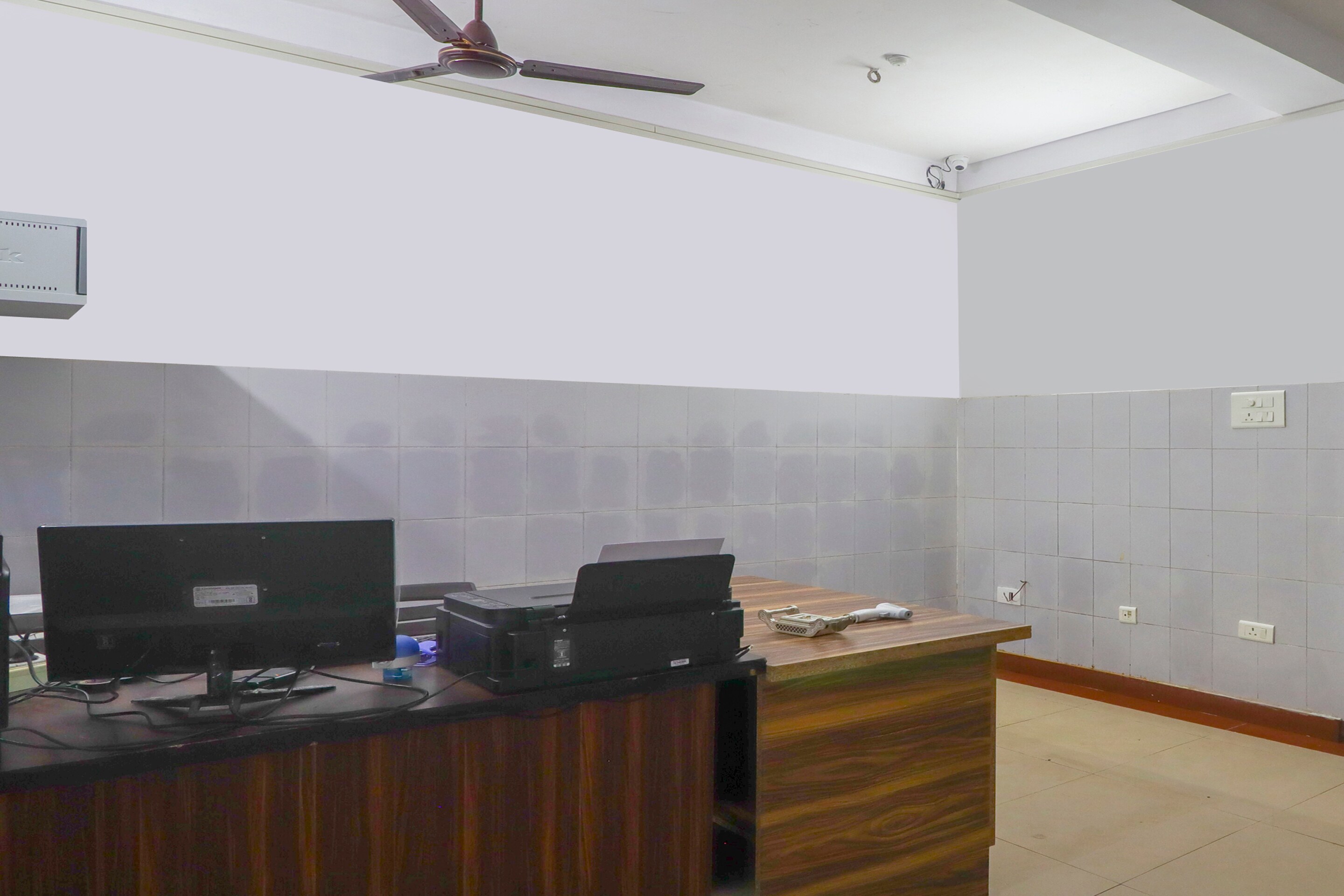 OYO Flagship 75932 Oxy Paradise Harmu, Ranchi 3