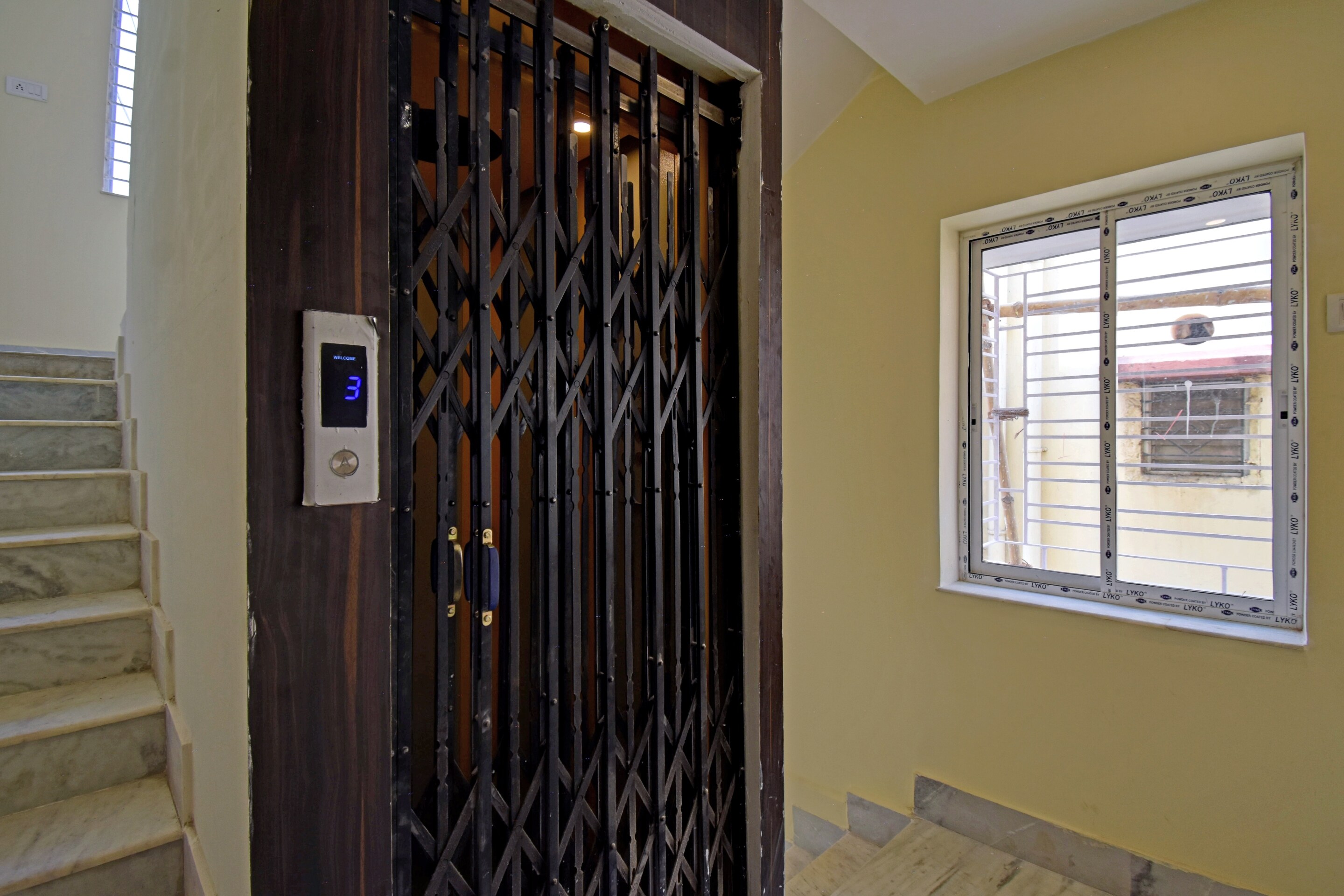 Oyo 78897 Collection O Ketan Regency, Kolkata 4