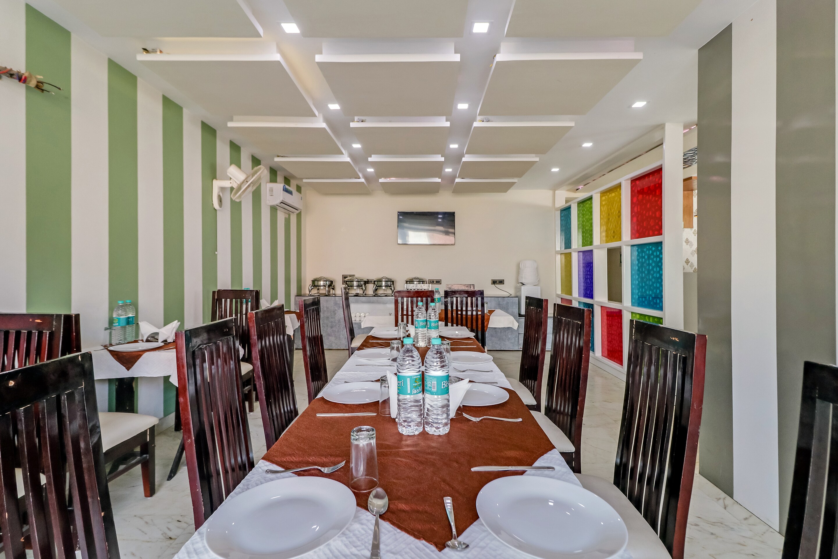 OYO 78930 Collection O Grand Sparrow Inn, Agra 5