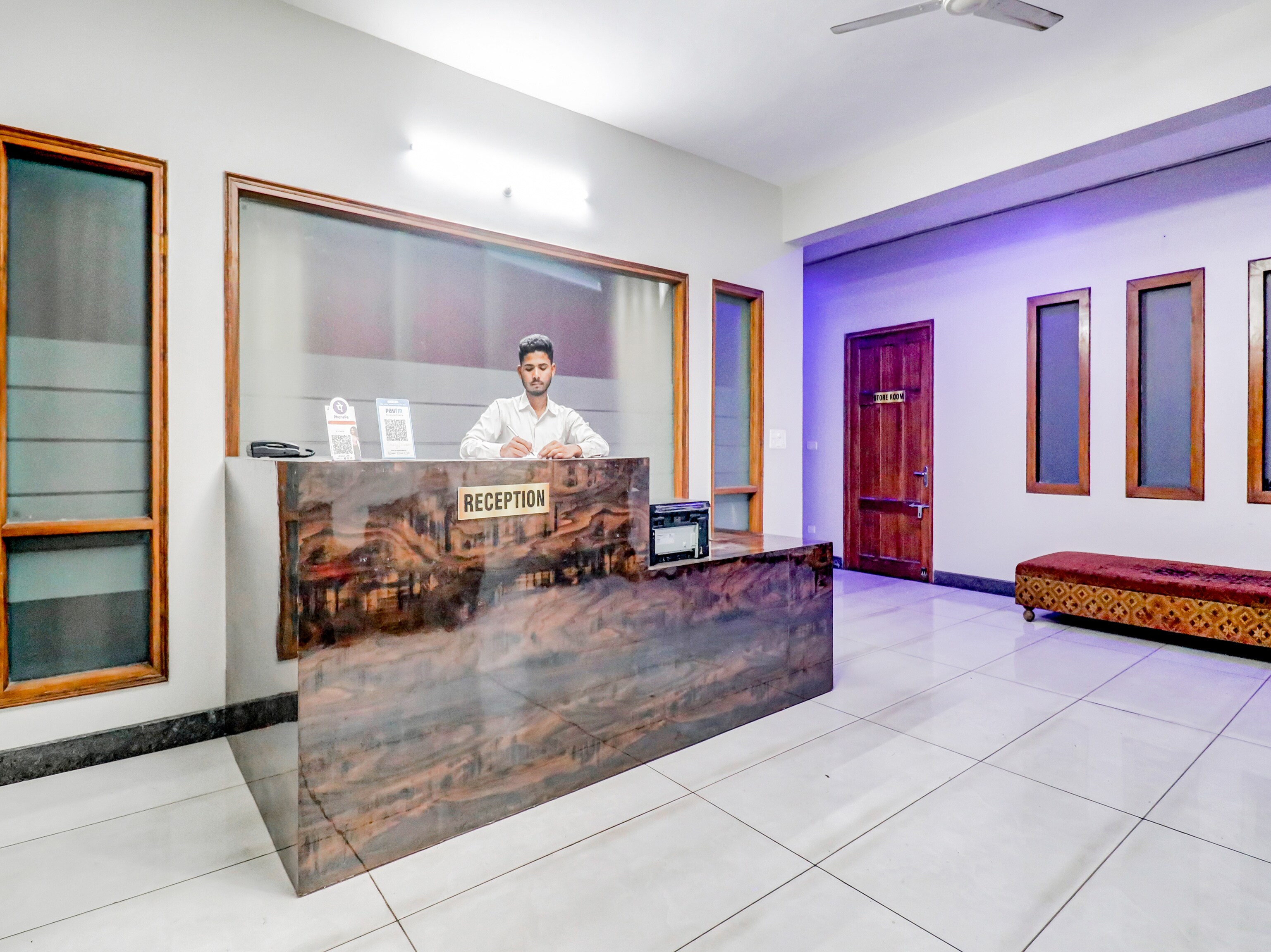 OYO Flagship 79156 Hotel Tokyo, Lucknow 5