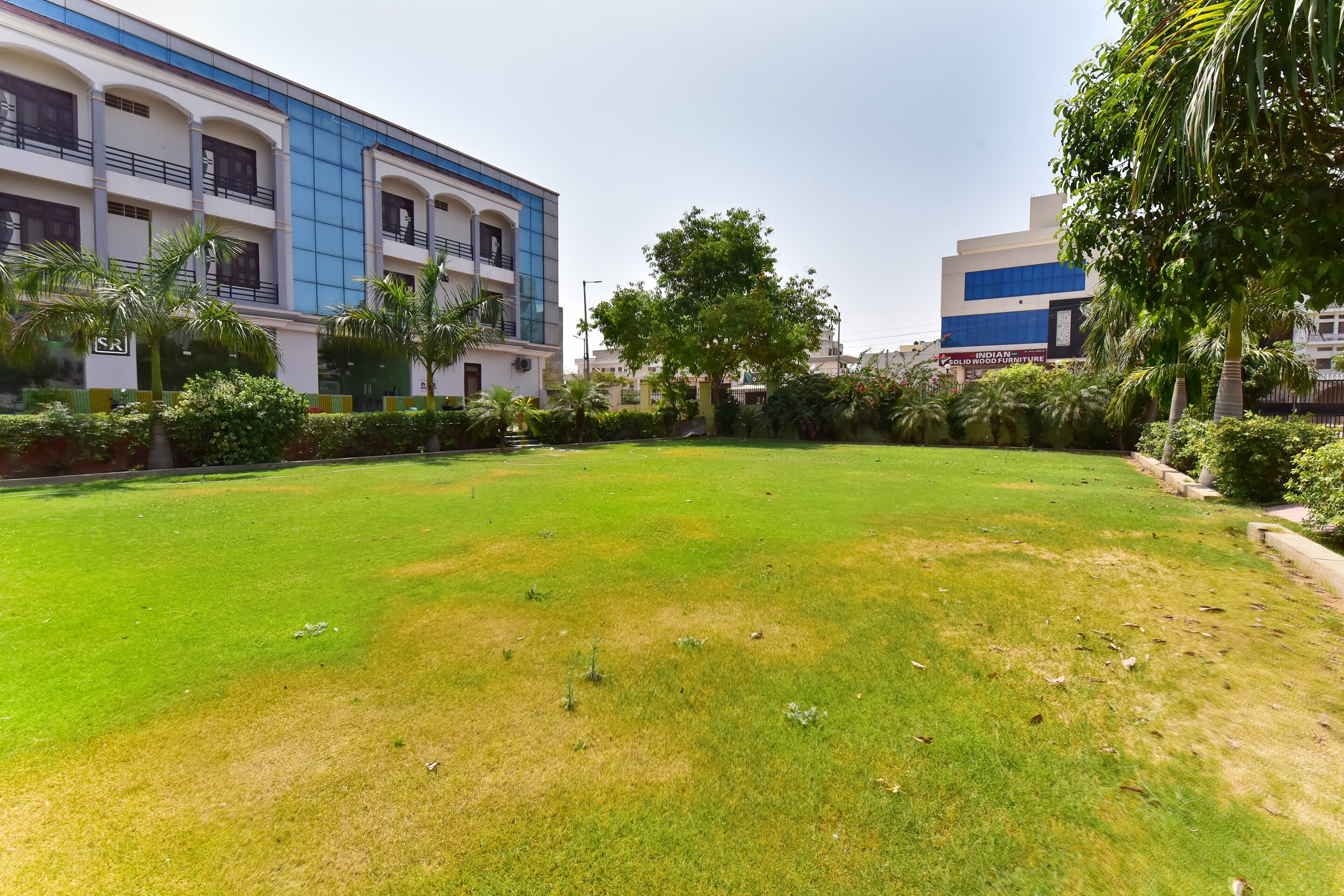 OYO 79437 Hotel S R, Jaipur 4