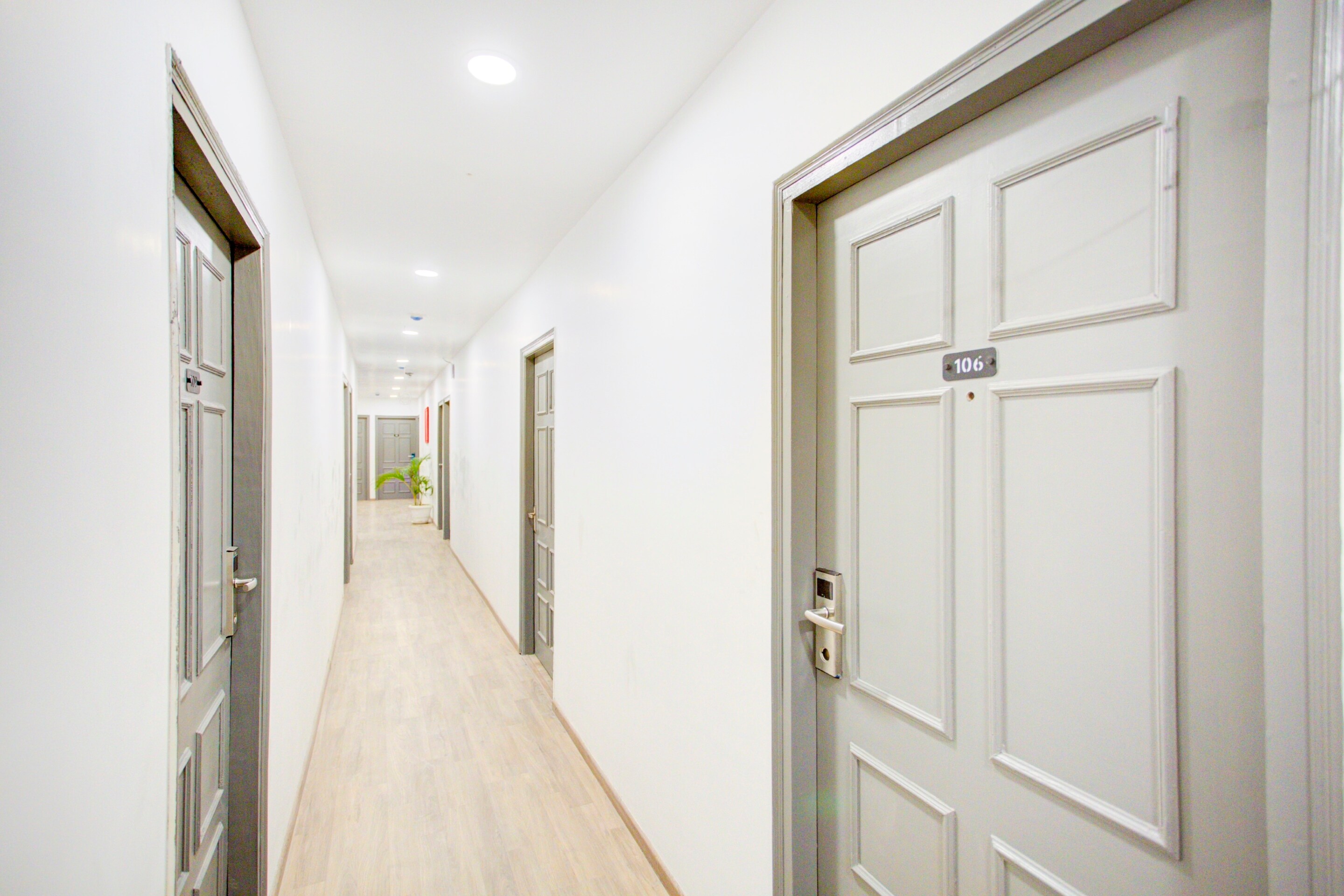 OYO 79846 Townhouse 292 Atal chowk Indirapuram Ghaziabad, Ghaziabad 4