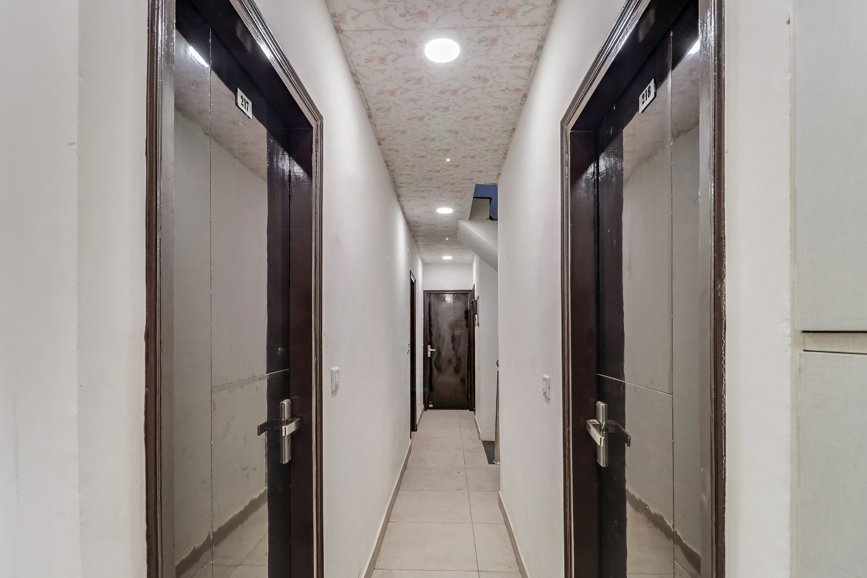 OYO 79906 Hotel Sun View, Ludhiana 5