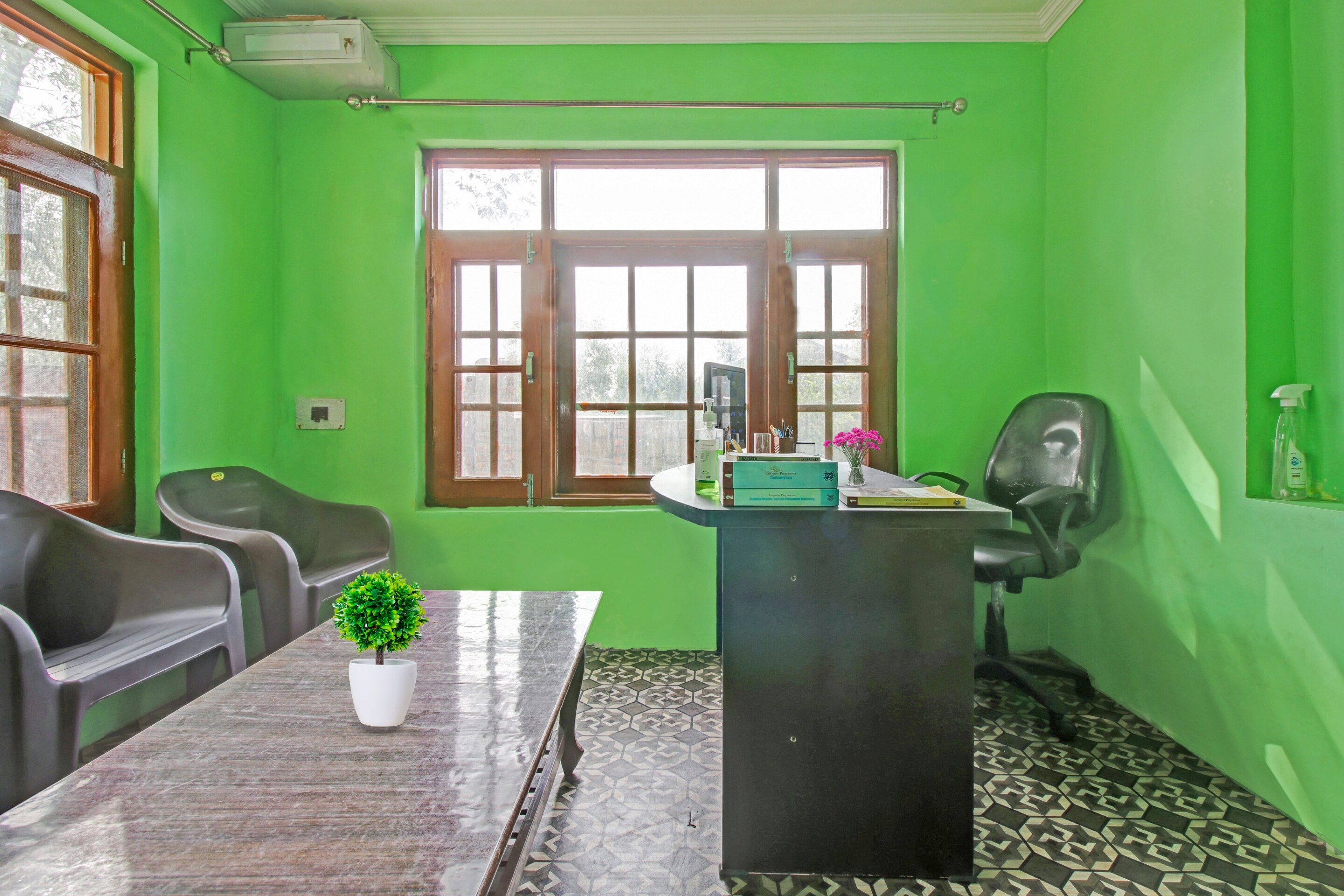 OYO 80344 Green Resort, Srinagar 5