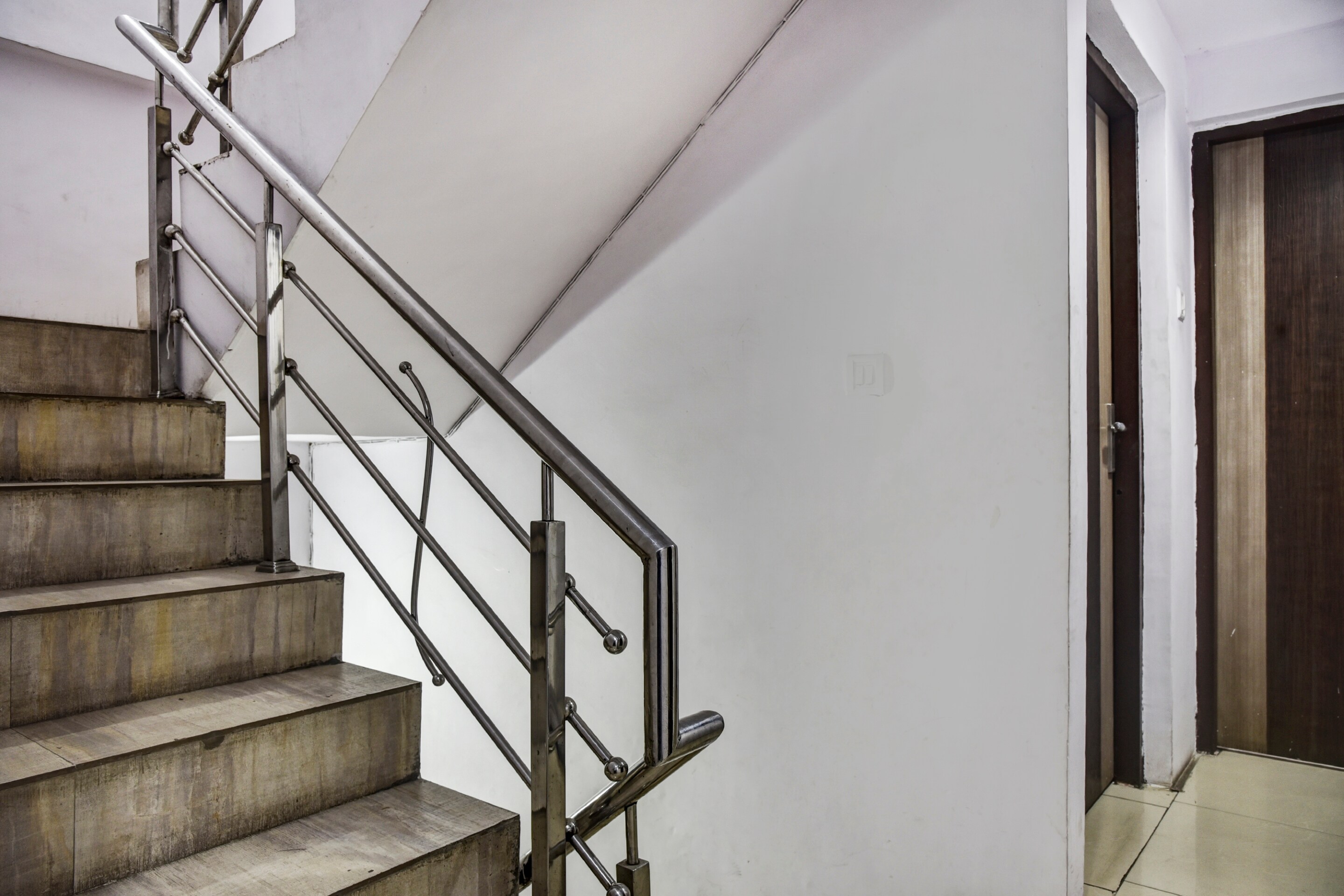 OYO 82217 Hotel Vishwa, Bhopal 4